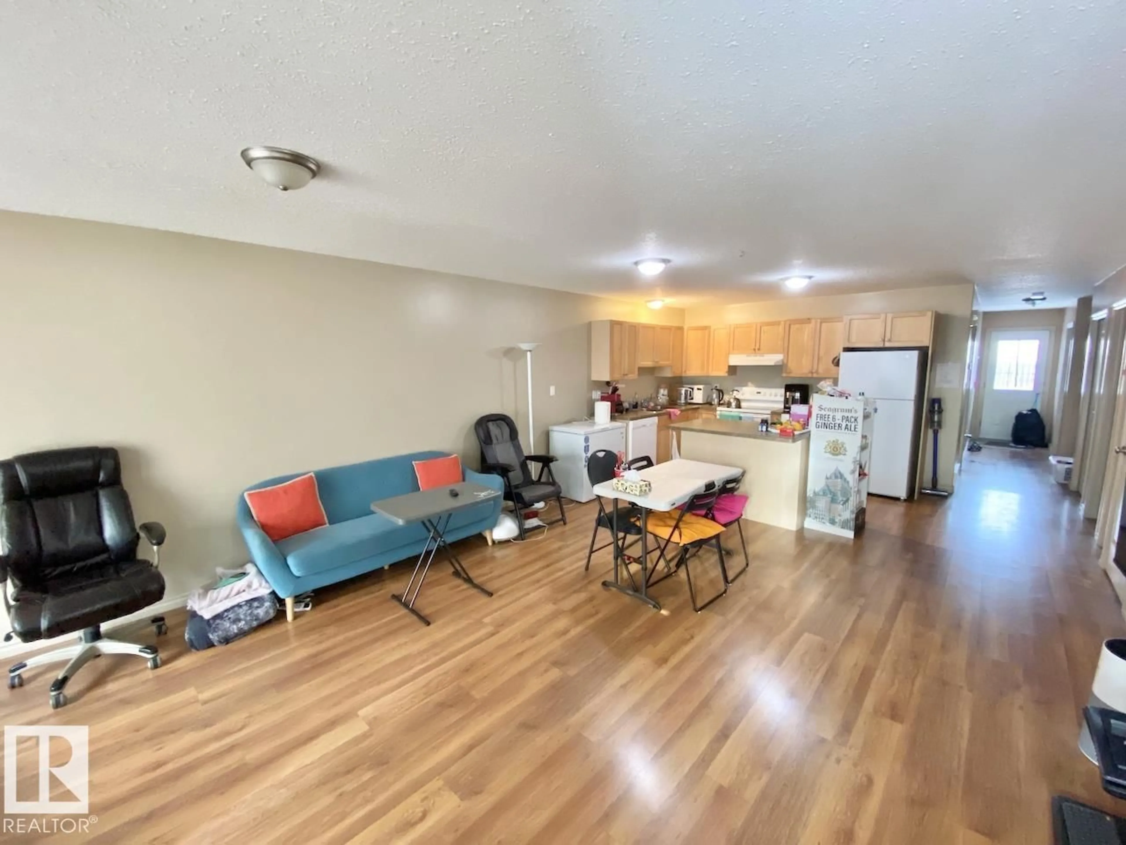 A pic of a room for 5104 51 AV, St. Paul Town Alberta T0A3A0