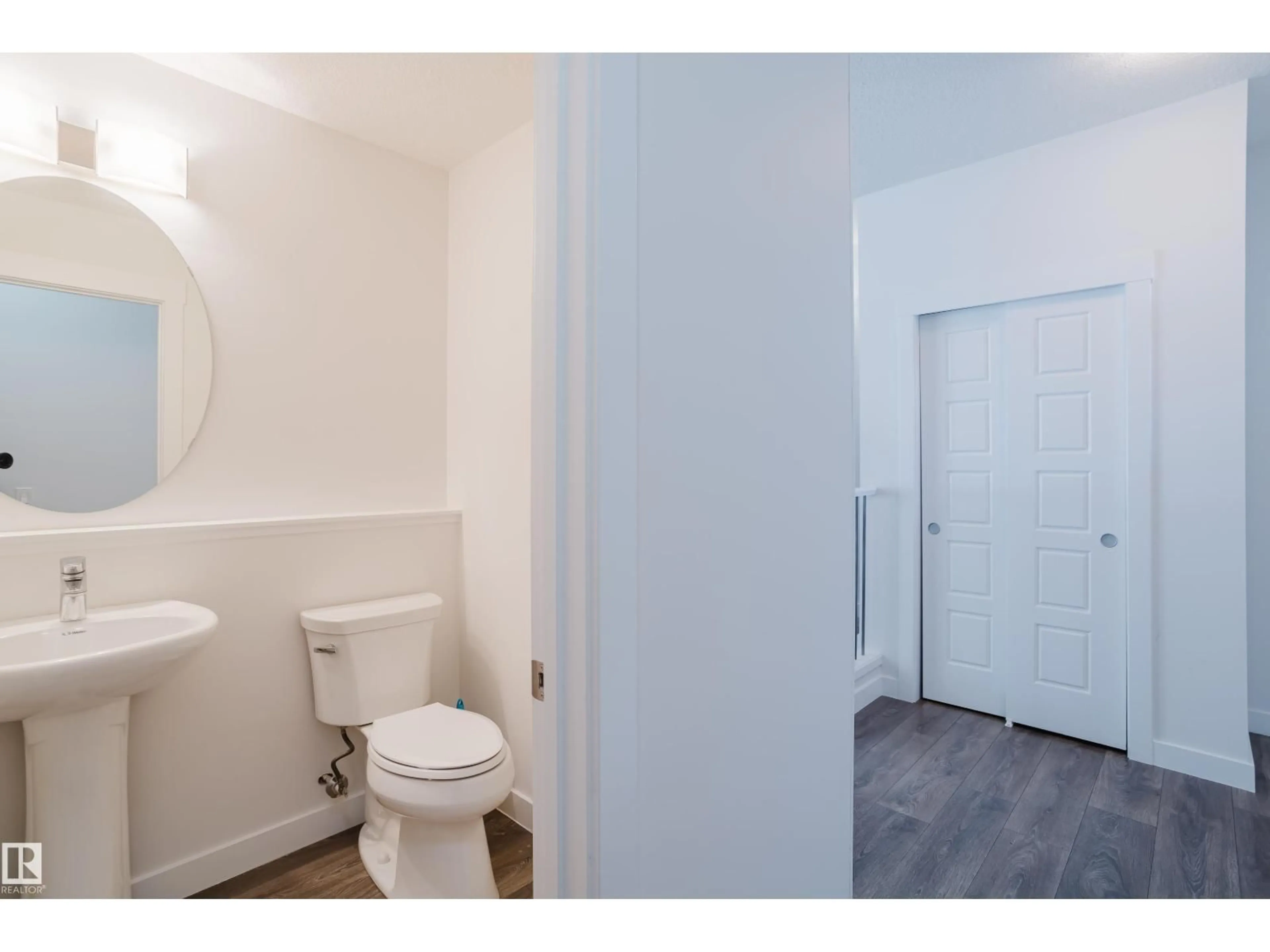 A pic of a room for 16755 65 ST, Edmonton Alberta T5Y3X8