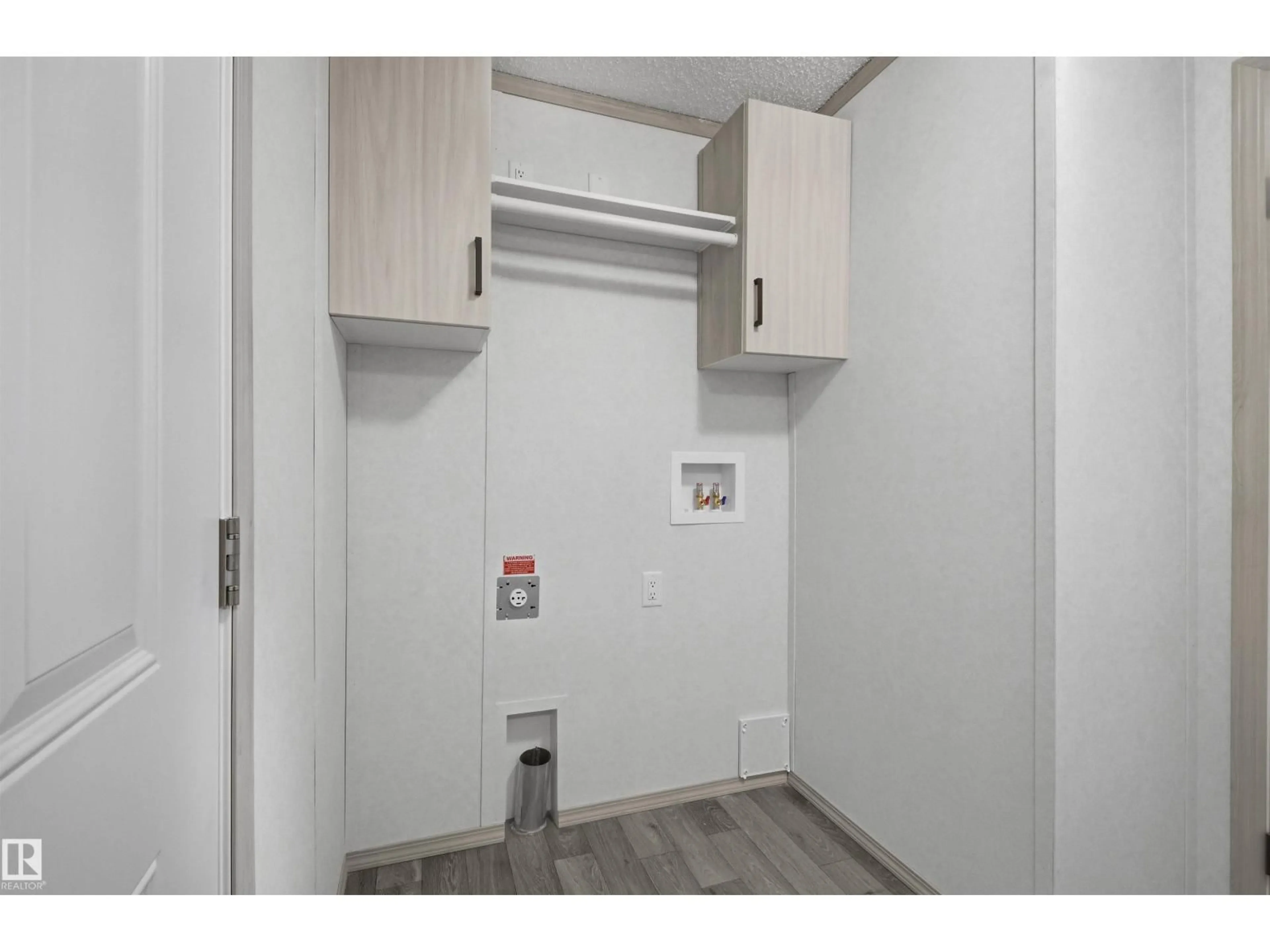 Unknown for #323 - 305 CALAHOO RD, Spruce Grove Alberta T7X3L1