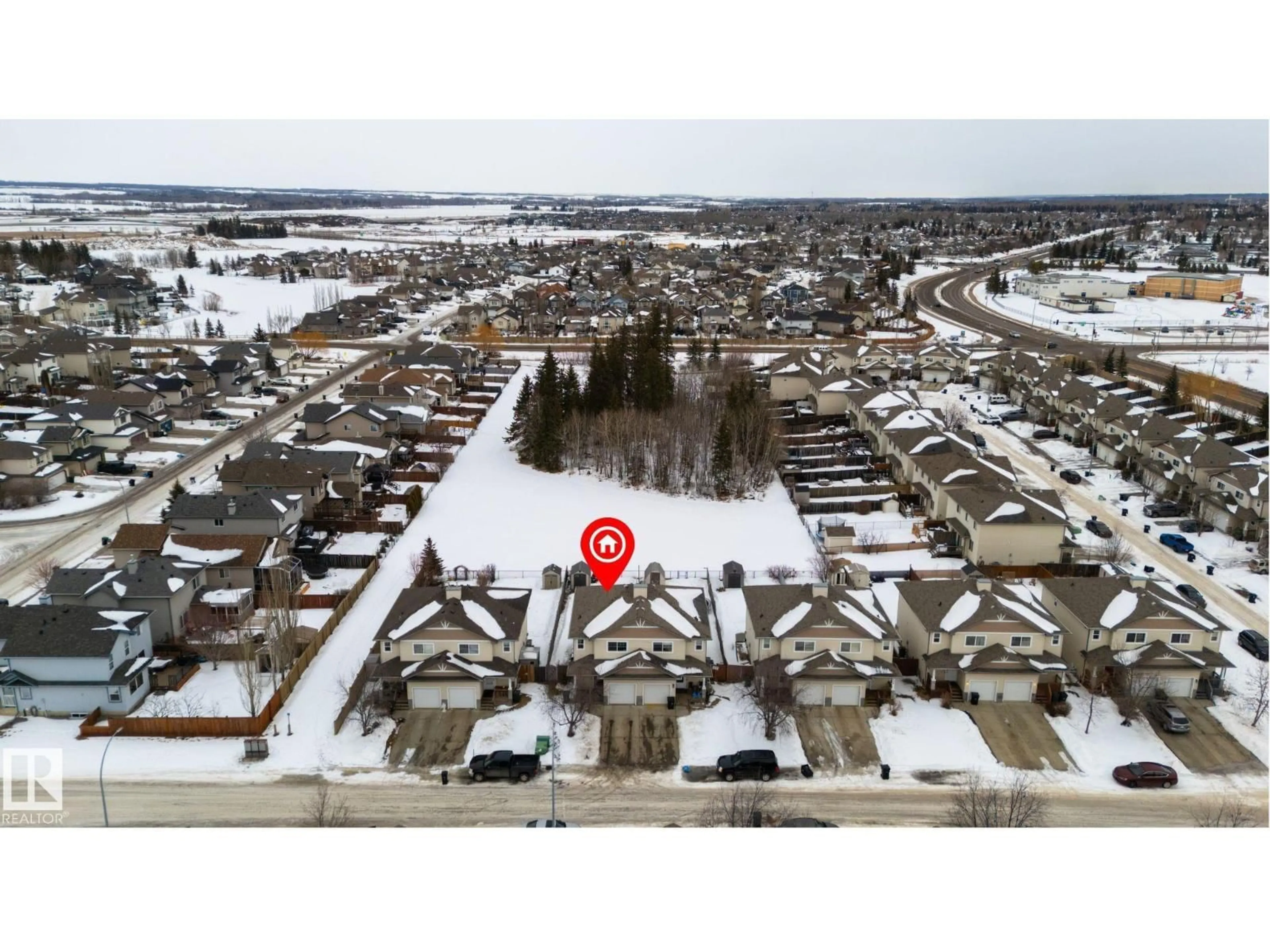 A pic from outside/outdoor area/front of a property/back of a property/a pic from drone, street for 114 HARTWICK LO, Spruce Grove Alberta T7X0A5