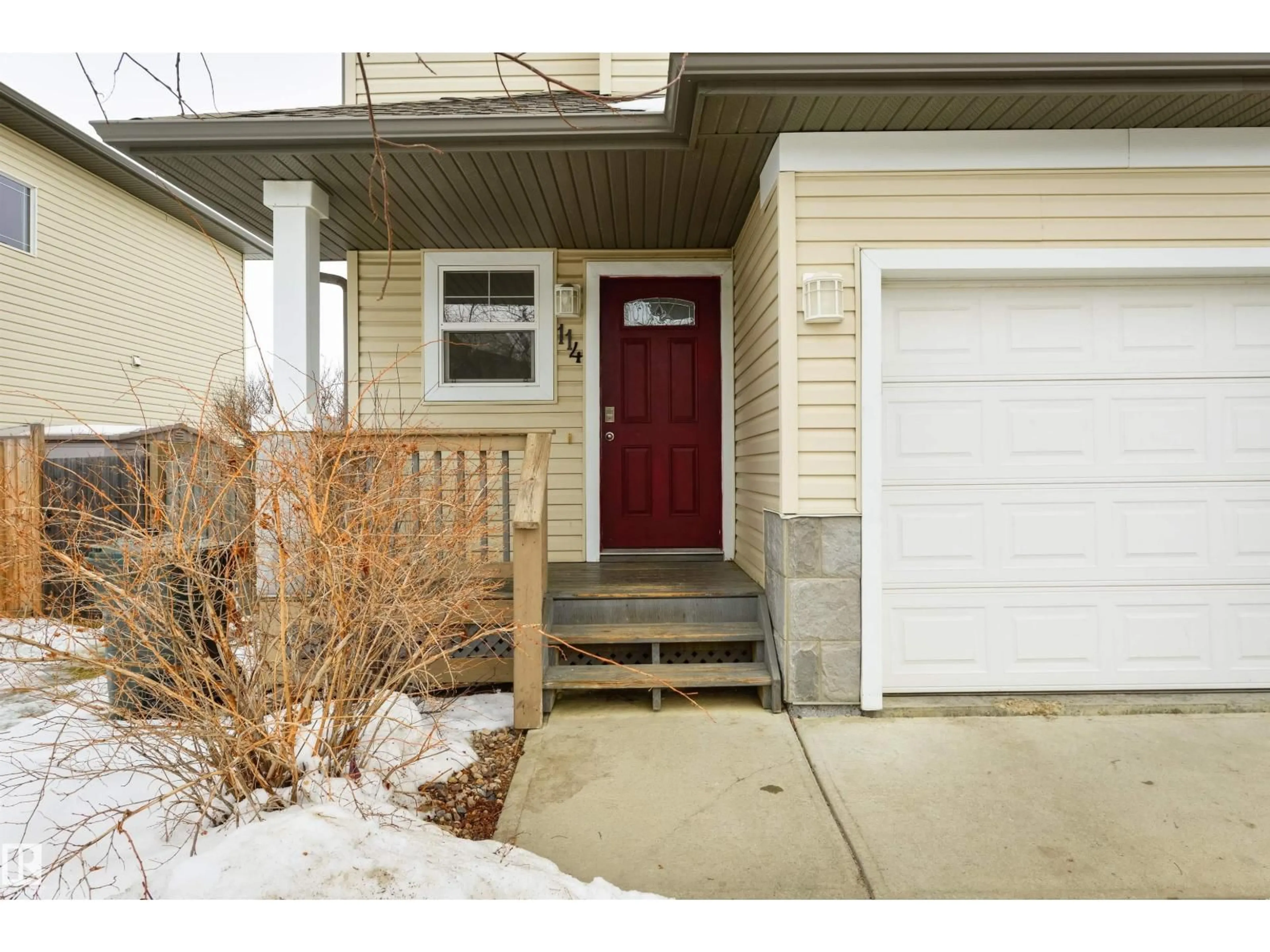 Indoor entryway for 114 HARTWICK LO, Spruce Grove Alberta T7X0A5