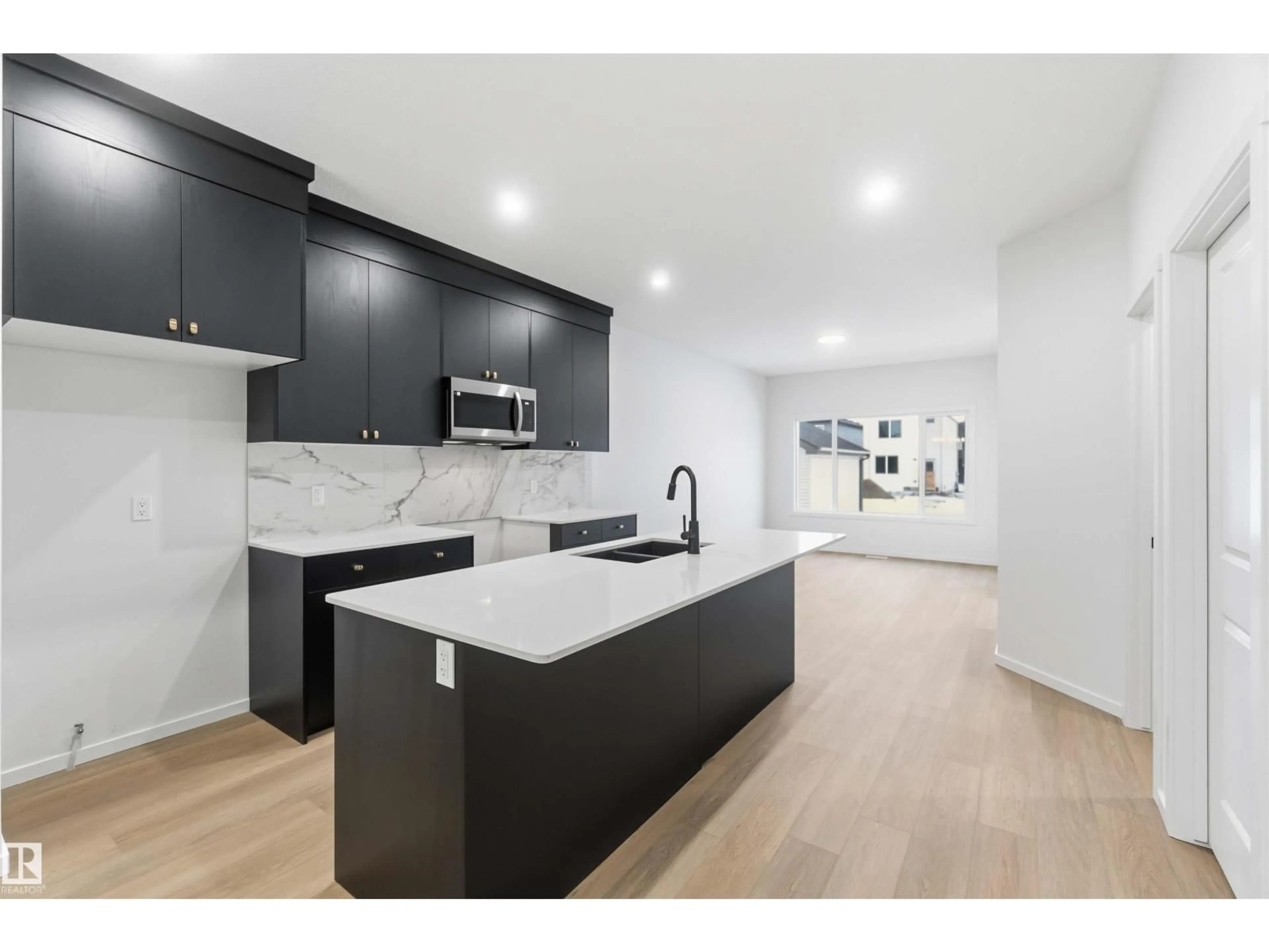 Open concept kitchen, unknown for 8652 EDGEMONT LINK LI, Edmonton Alberta T6M3G4