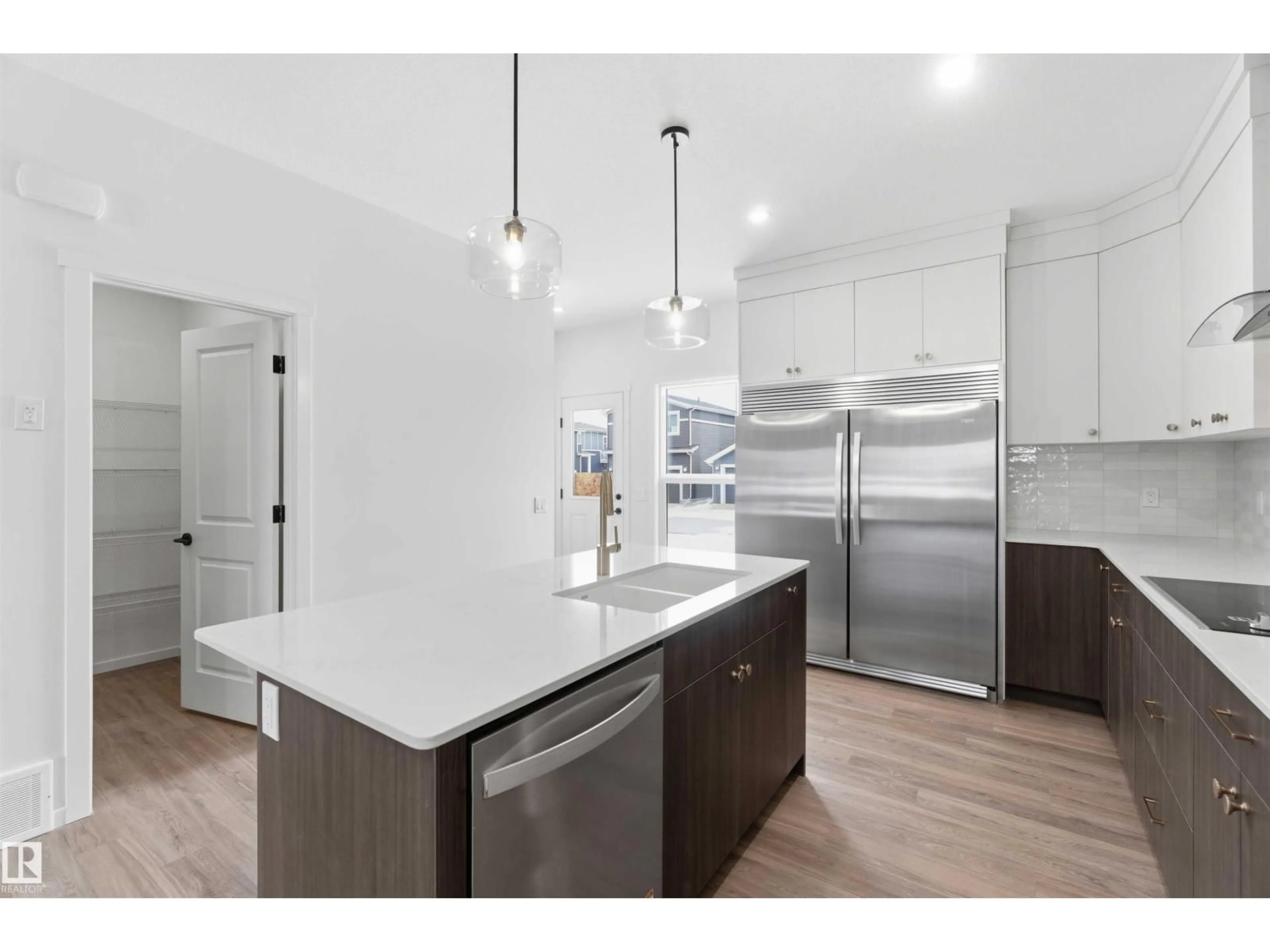 Open concept kitchen, unknown for SW SW - 5735 HAWTHORN CM, Edmonton Alberta T6X3K8