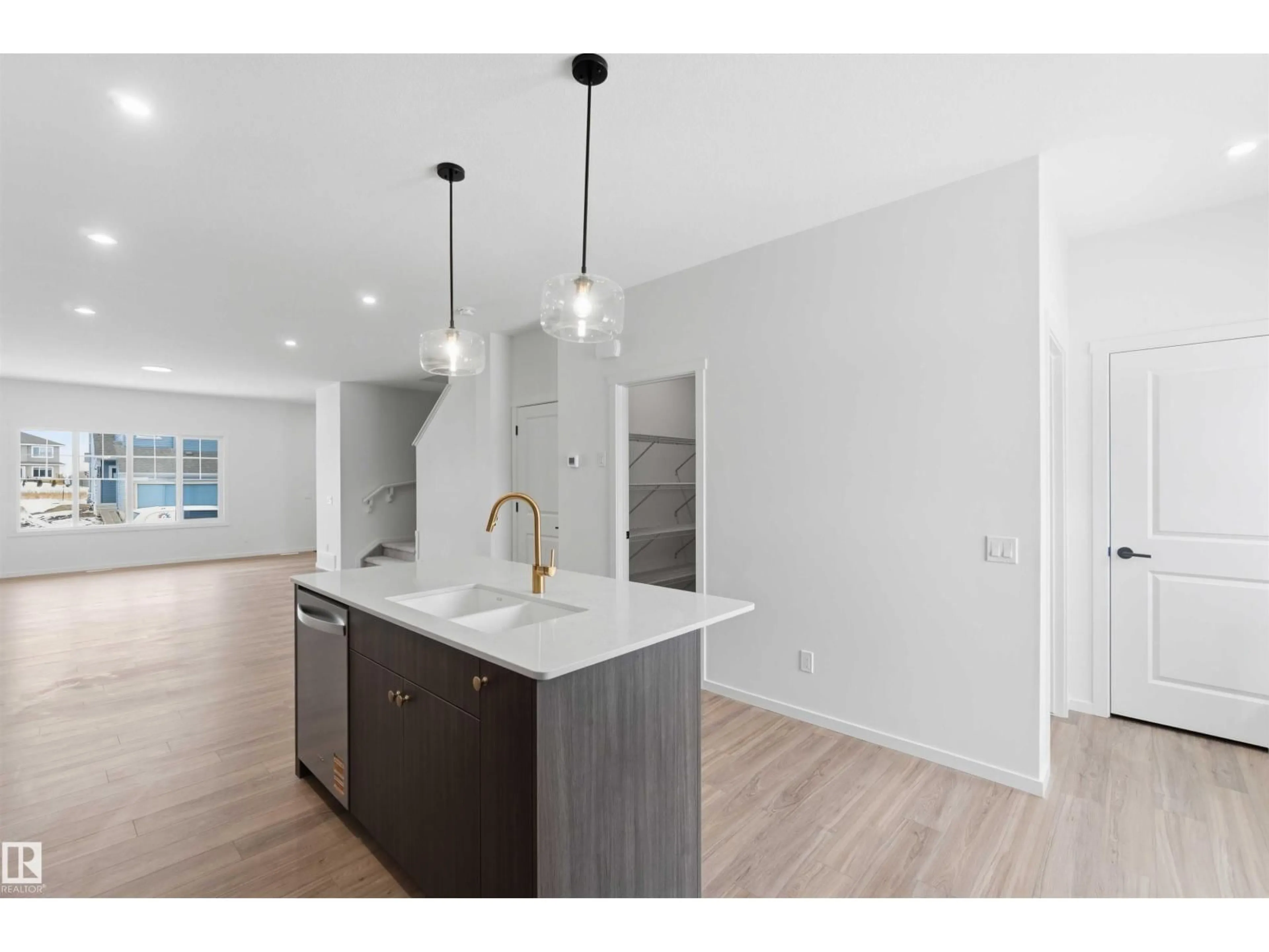 Open concept kitchen, unknown for SW SW - 5735 HAWTHORN CM, Edmonton Alberta T6X3K8
