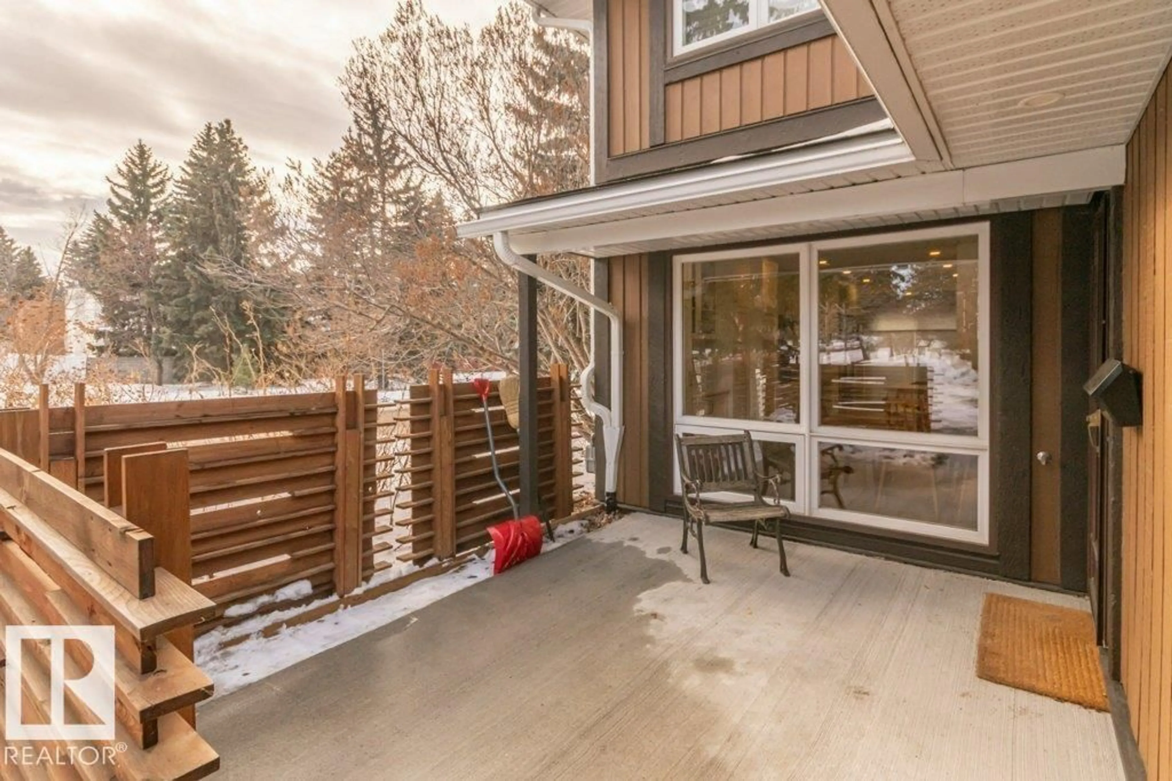 Patio, mountain view for 88 HEARTHSTONE NW, Edmonton Alberta T6R5E5