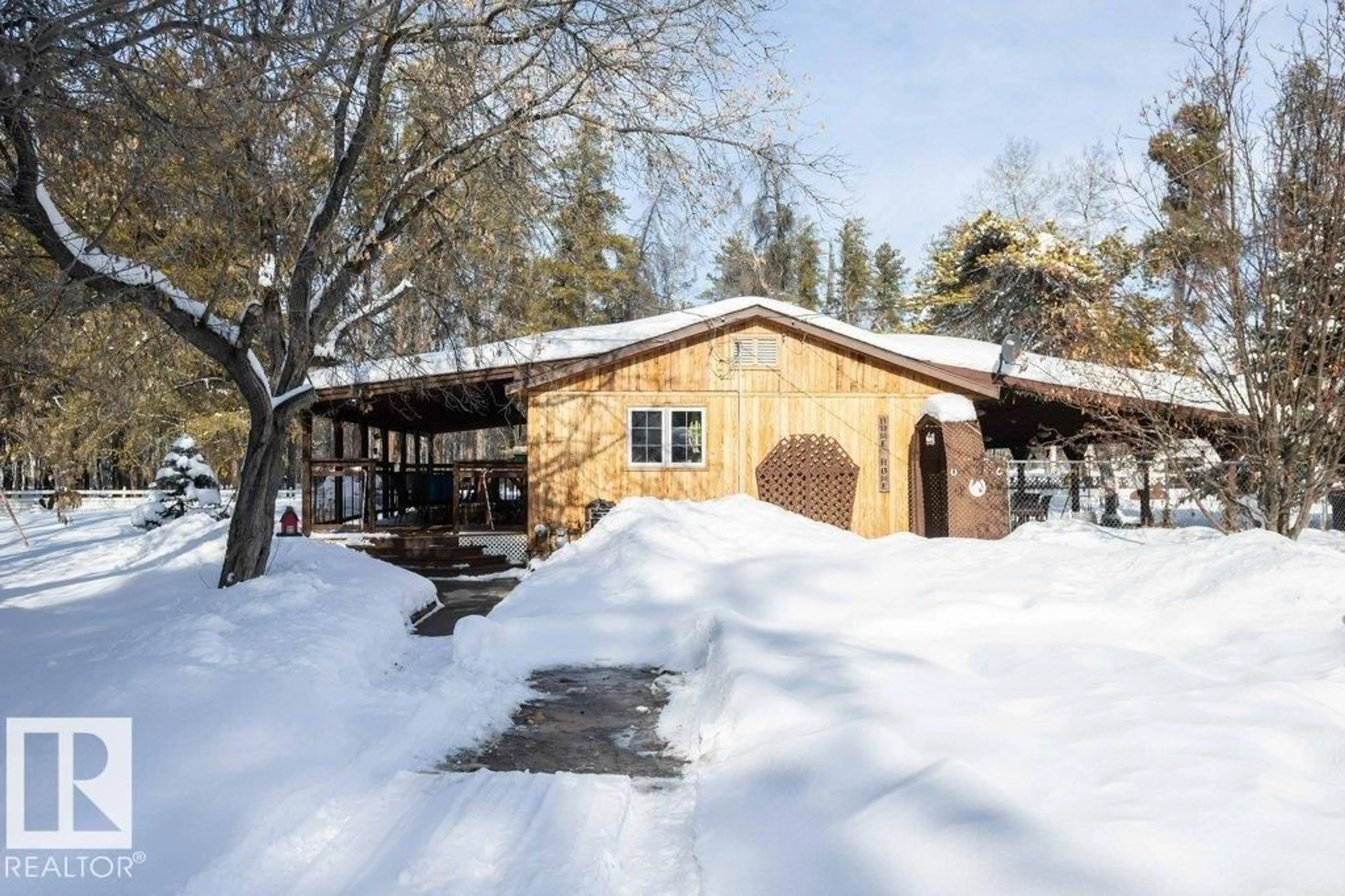 Shed for 59415A RG RD 240, Rural Westlock County Alberta T0G0P0