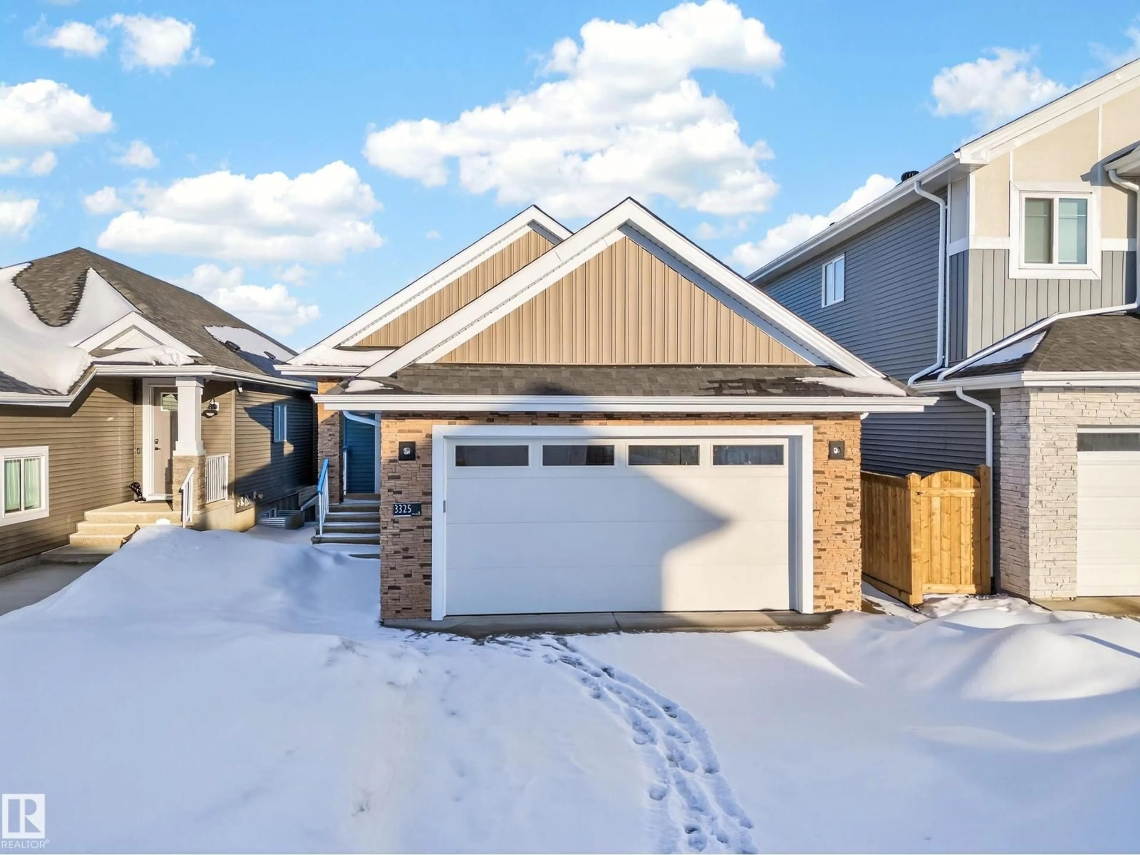 Home with vinyl exterior material, street for 3325 CHICKADEE DRIVE, Edmonton Alberta T5V1R5