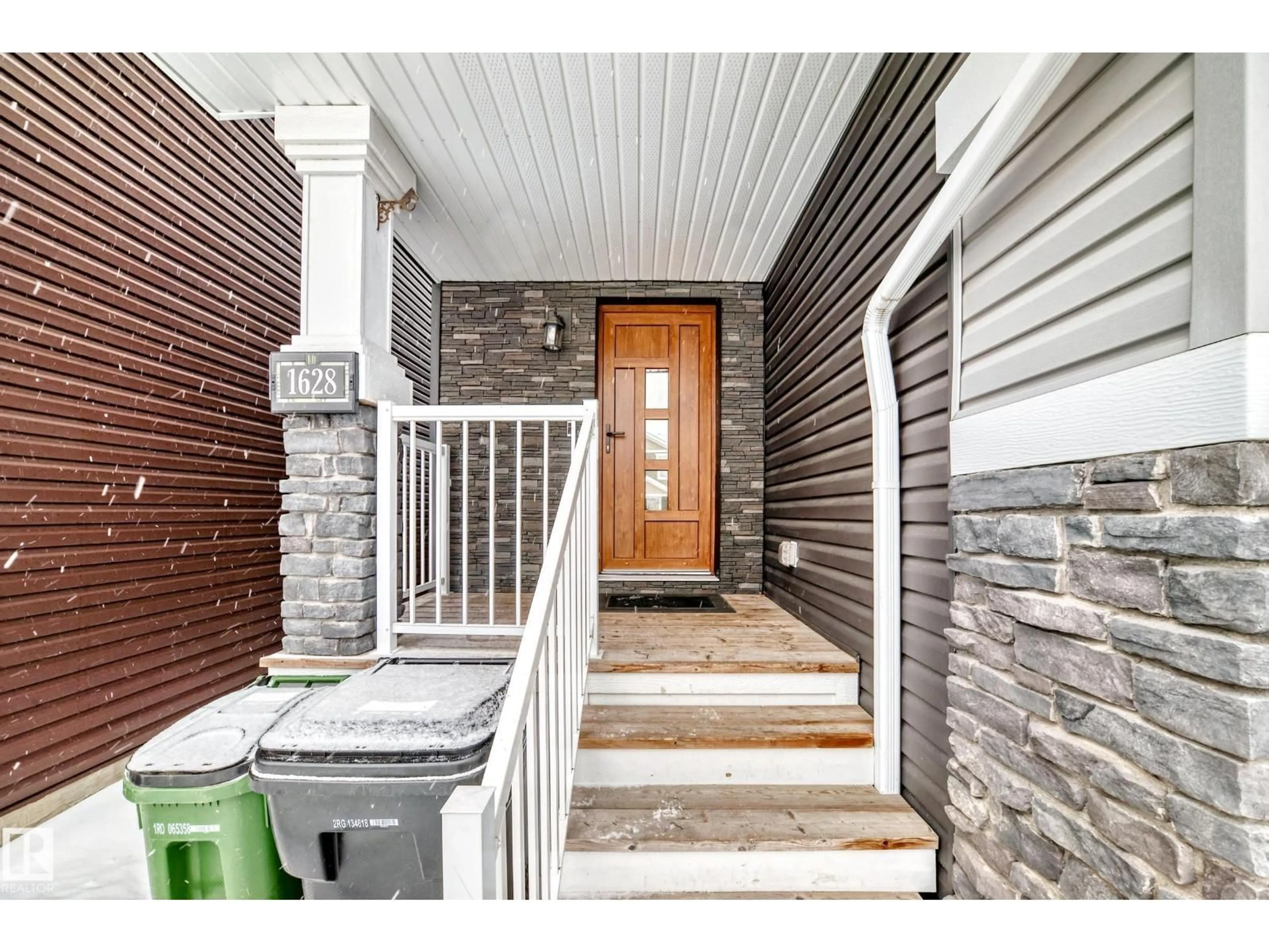 Indoor entryway for SW - 1628 167 ST, Edmonton Alberta T6W3C4