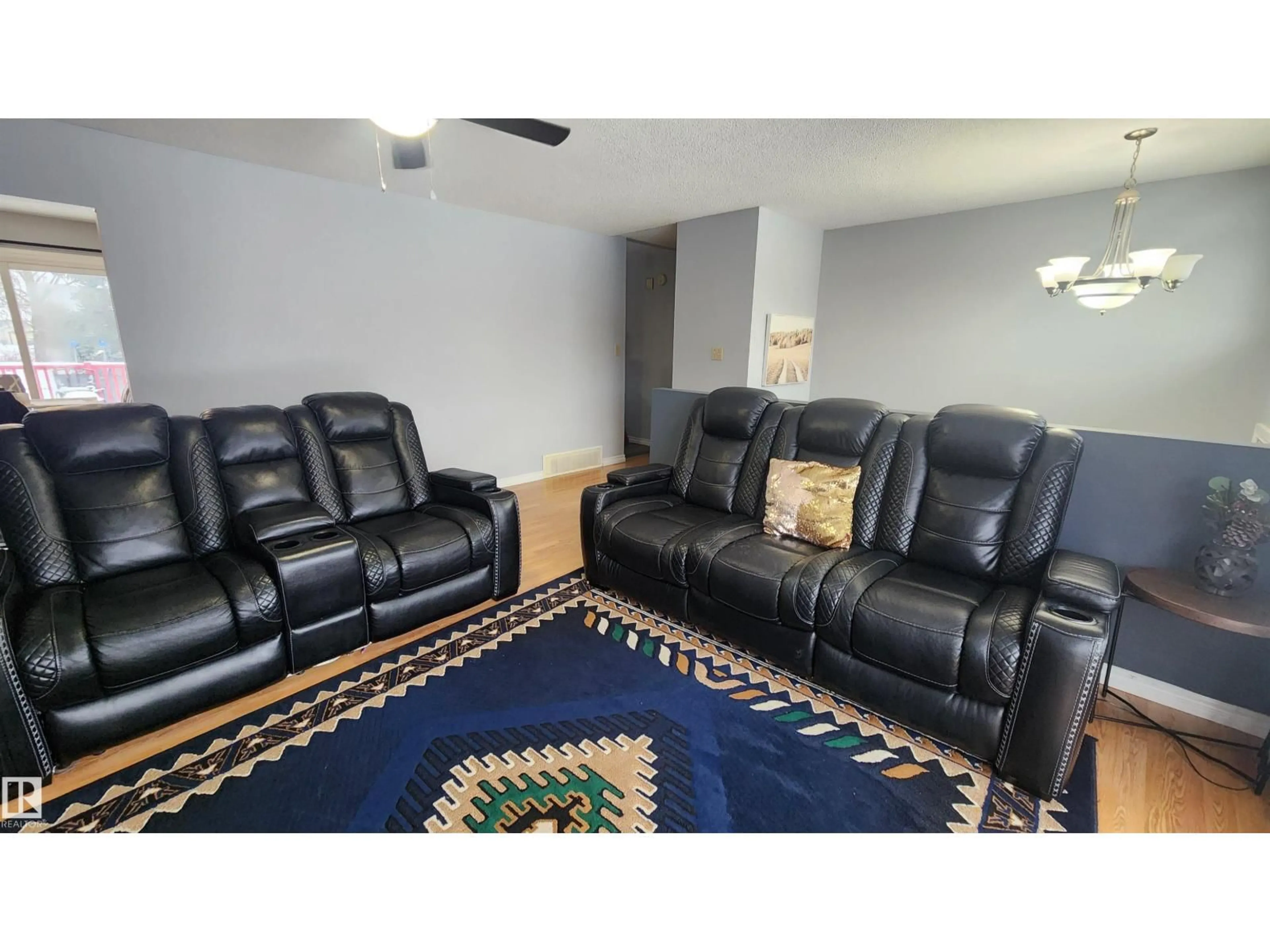 Living room with furniture, carpet floor for 115 EKOTA CR, Edmonton Alberta T6K2J6
