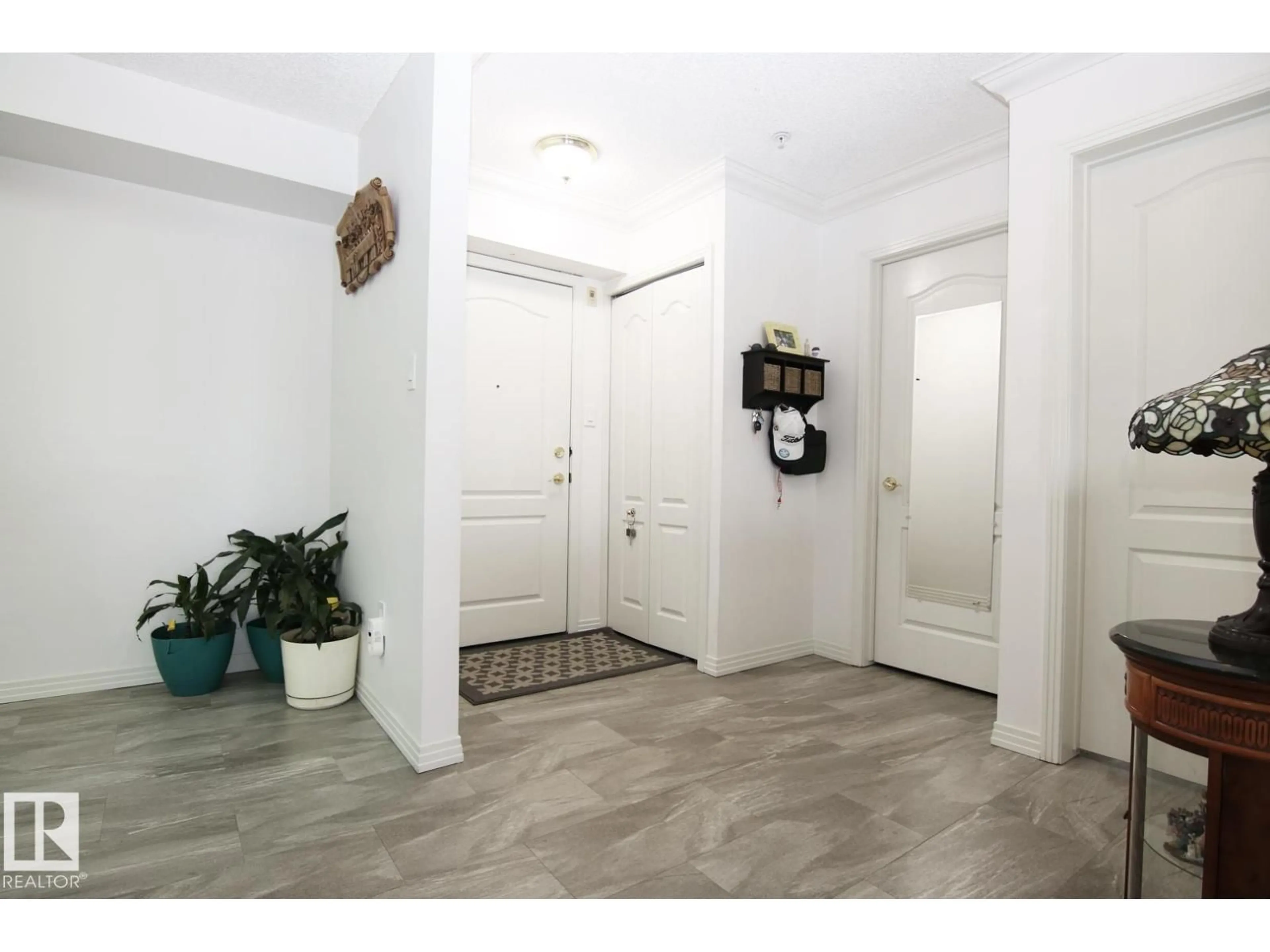 Indoor entryway for 308 - 17150 94A AV NW, Edmonton Alberta T5T6L7