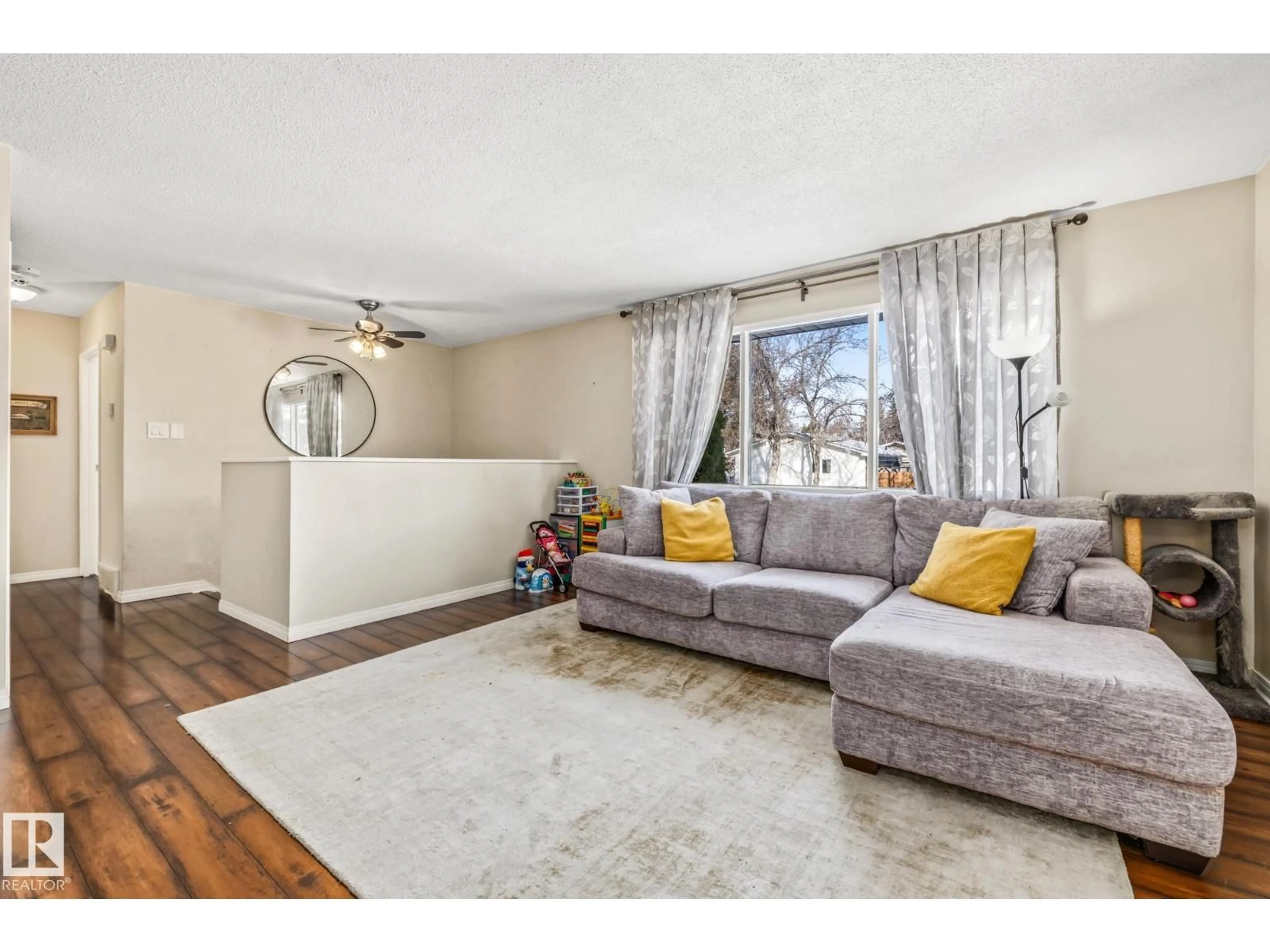 Living room with furniture, unknown for 100 LAMBERT CR, St. Albert Alberta T8N1M4