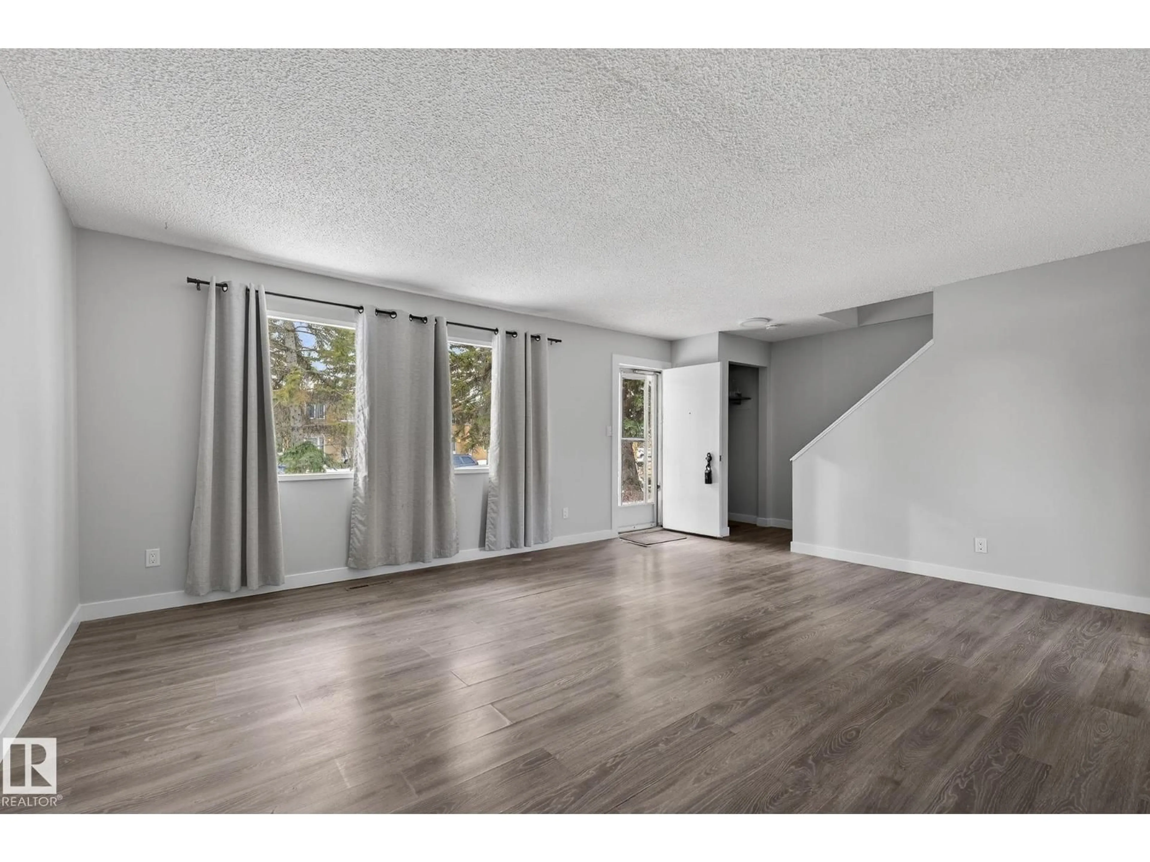A pic of a room for NW - 6714 149 AV, Edmonton Alberta T5C2V2