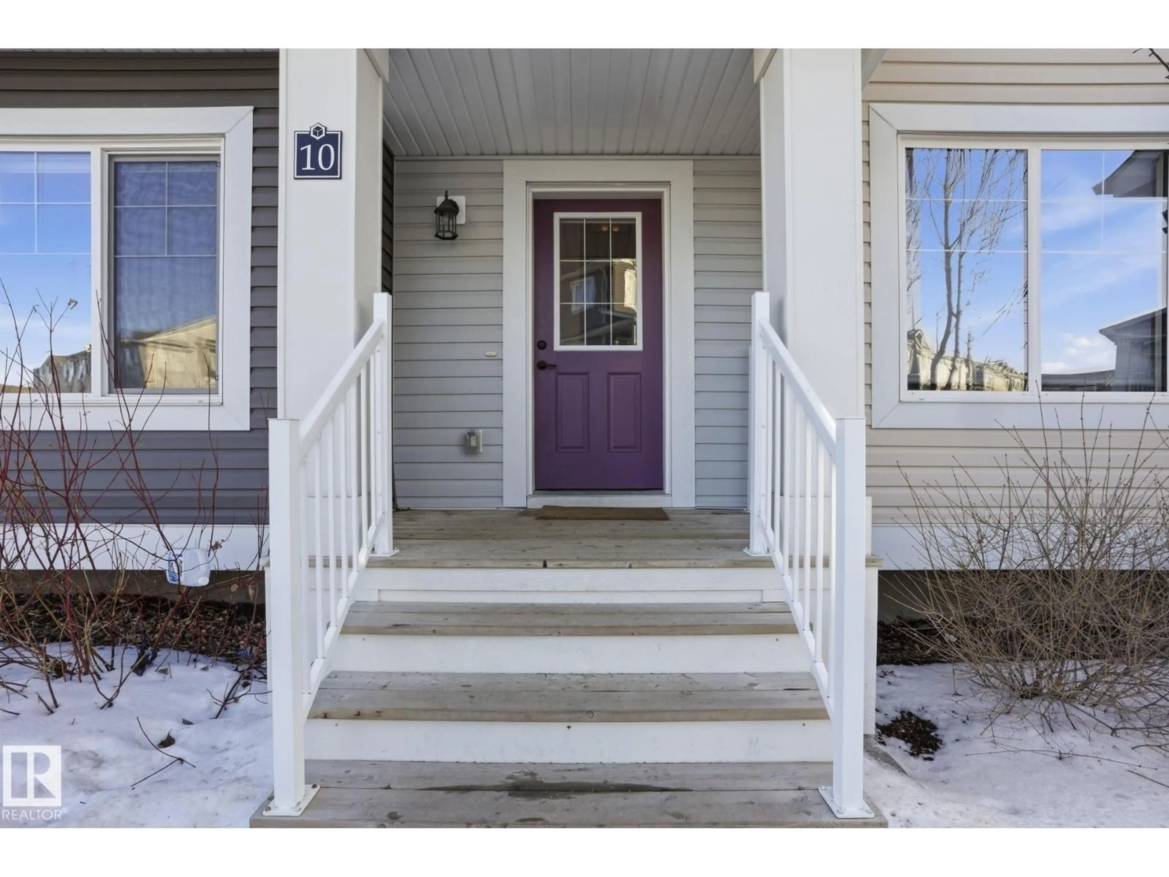 Indoor entryway for #10 - 330 BULYEA RD, Edmonton Alberta T6R0W8