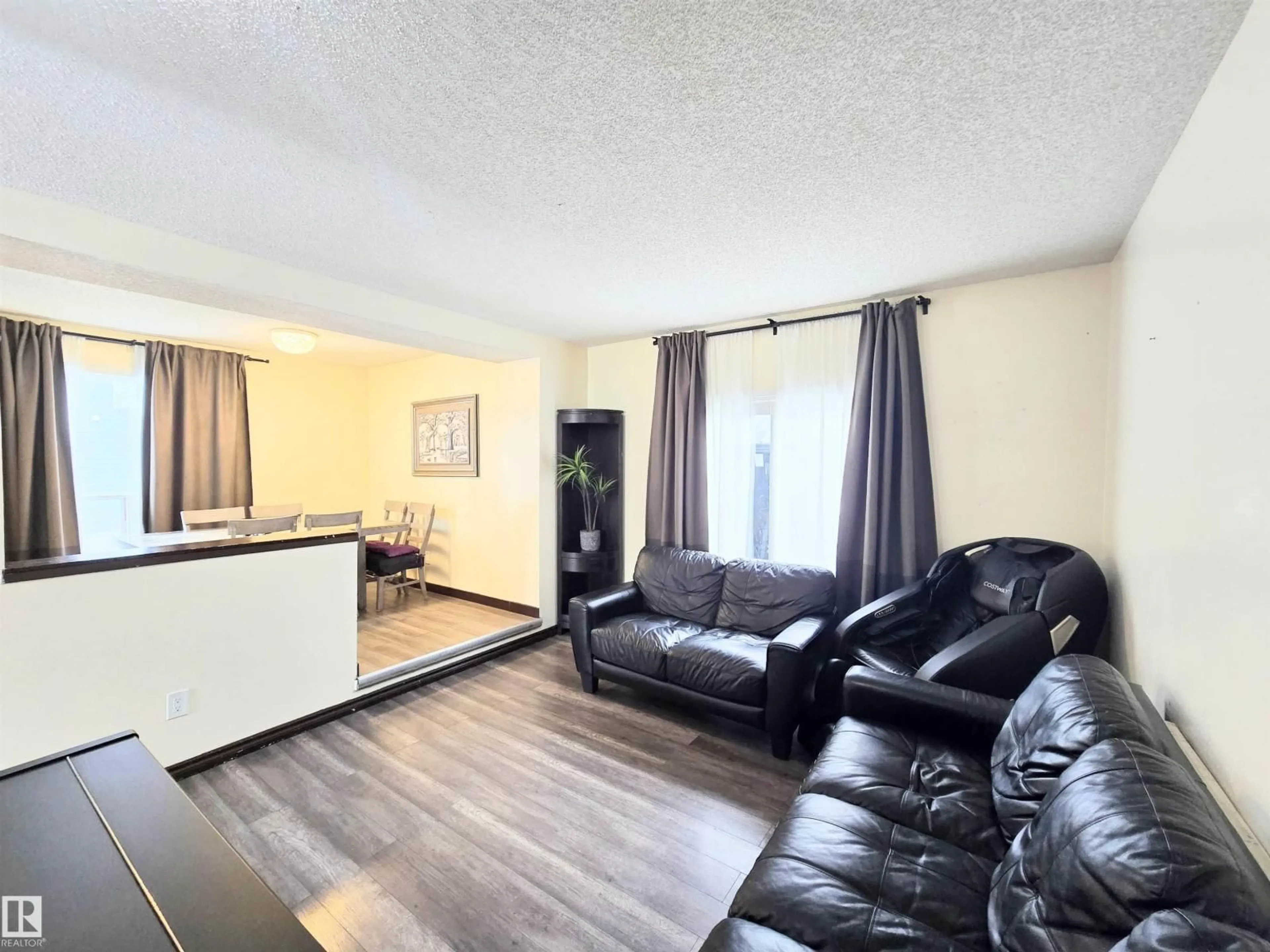 A pic of a room for #2 - 4403 RIVERBEND RD, Edmonton Alberta T6H5S9