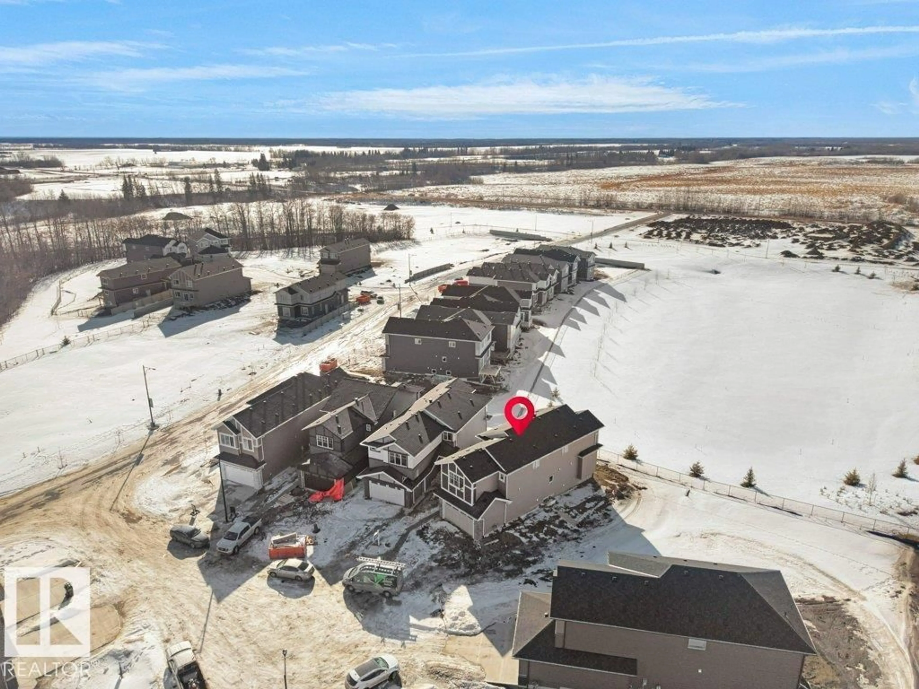 A pic from outside/outdoor area/front of a property/back of a property/a pic from drone, building for 810 ELDERBERRY CT, Edmonton Alberta T5T5M8