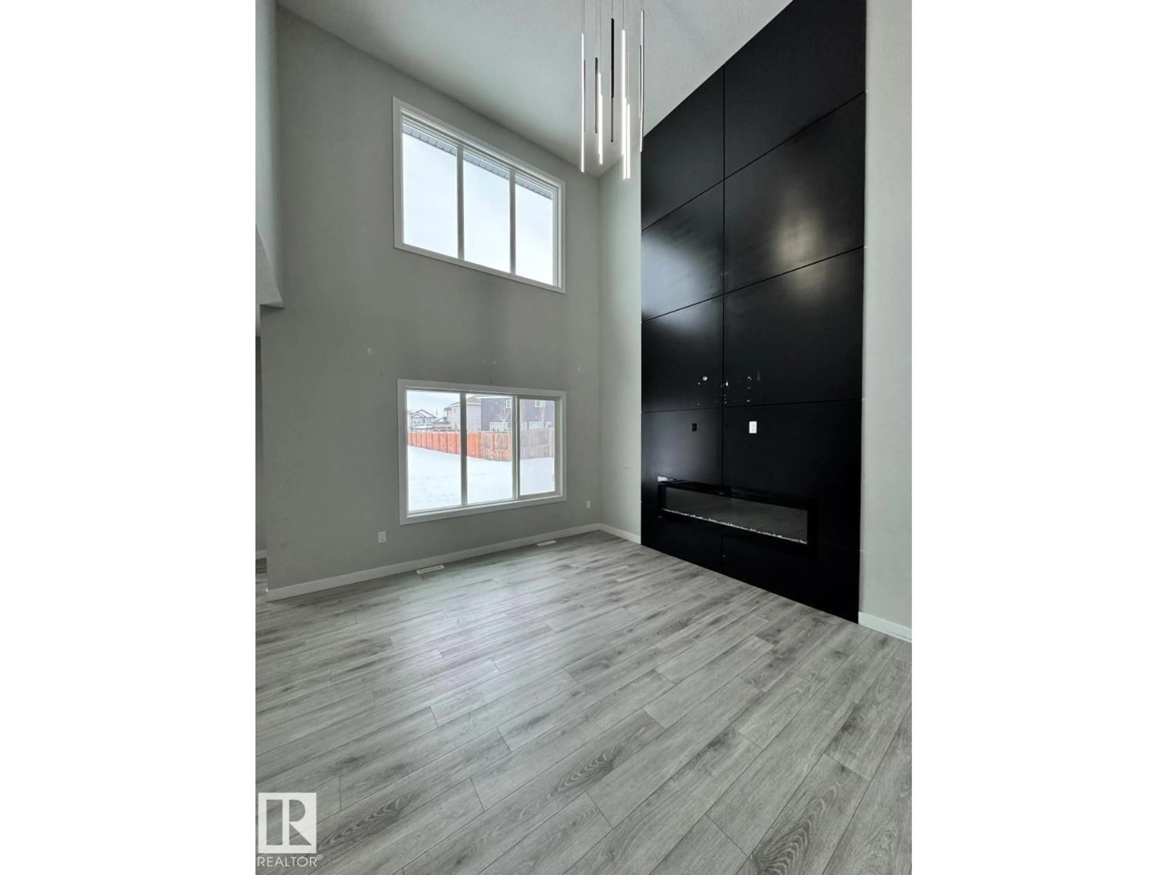 A pic of a room for NW - 17124 68 ST, Edmonton Alberta T5Z0W3