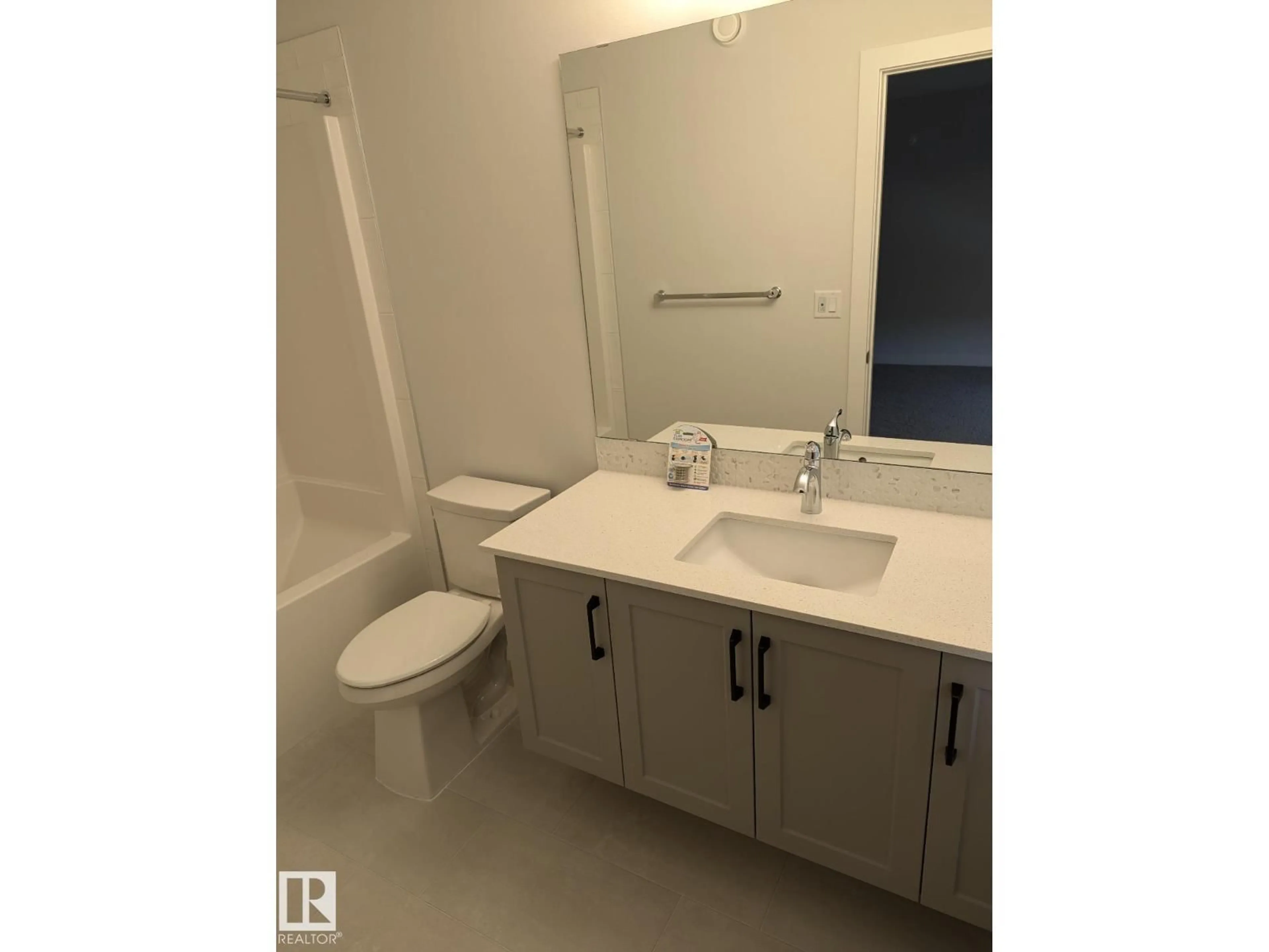 Standard bathroom, unknown for LI SW - 3520 KULAY LINK, Edmonton Alberta T6W5H3