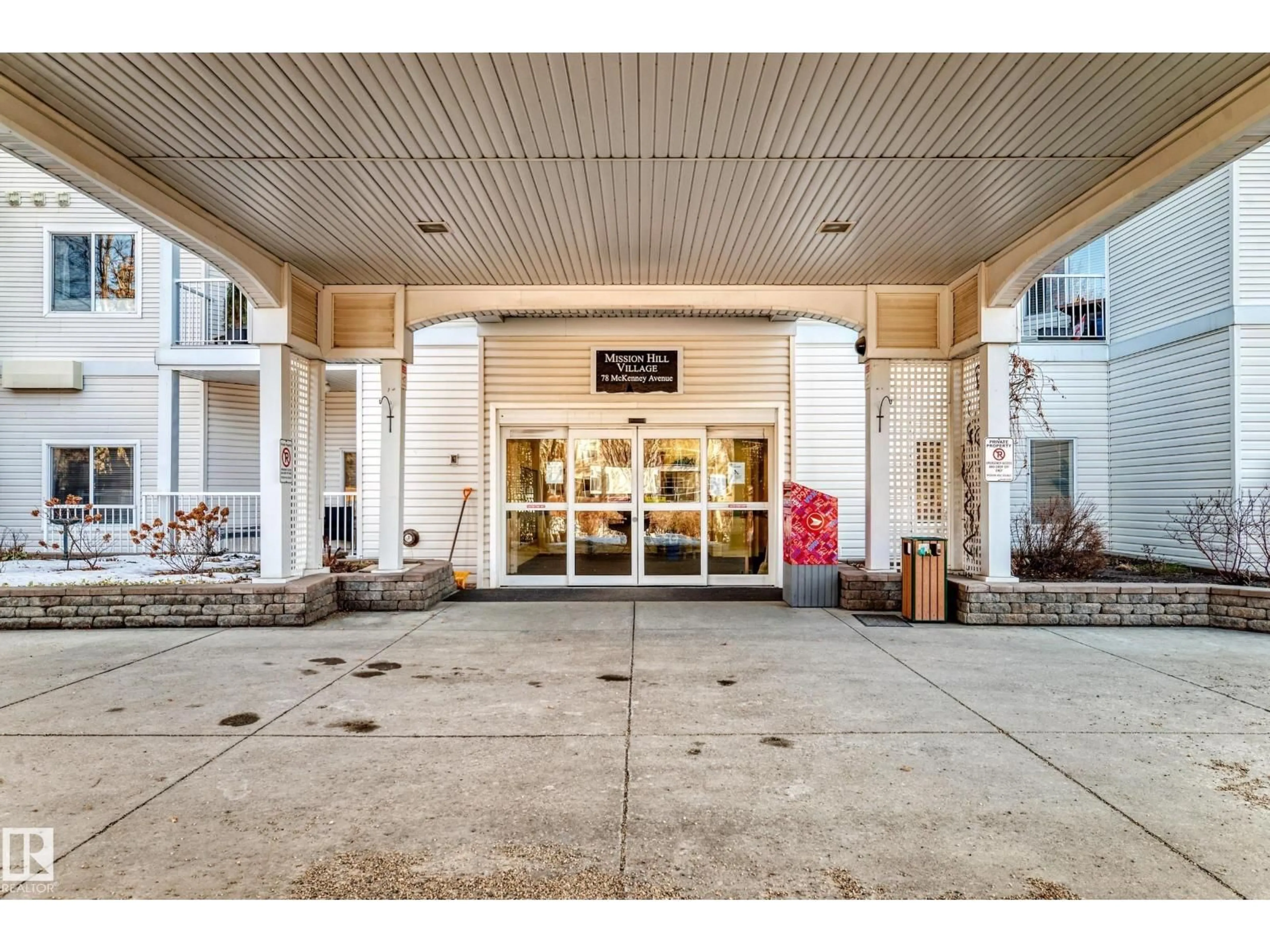 Lobby for 78 - 223 MCKENNEY AV, St. Albert Alberta T8N1L9