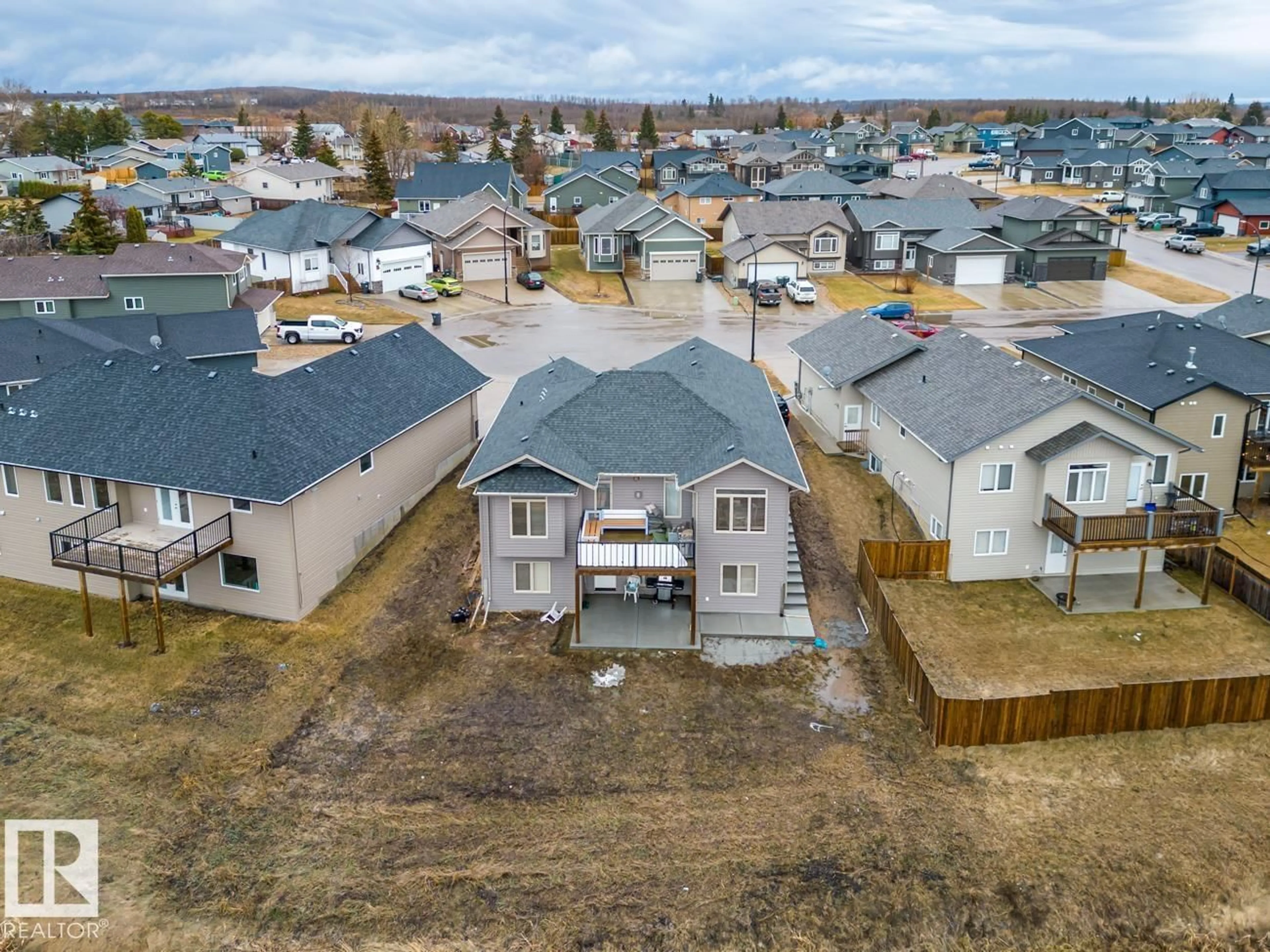 A pic from outside/outdoor area/front of a property/back of a property/a pic from drone, street for 4 ASPEN, Cold Lake Alberta T9M0G2