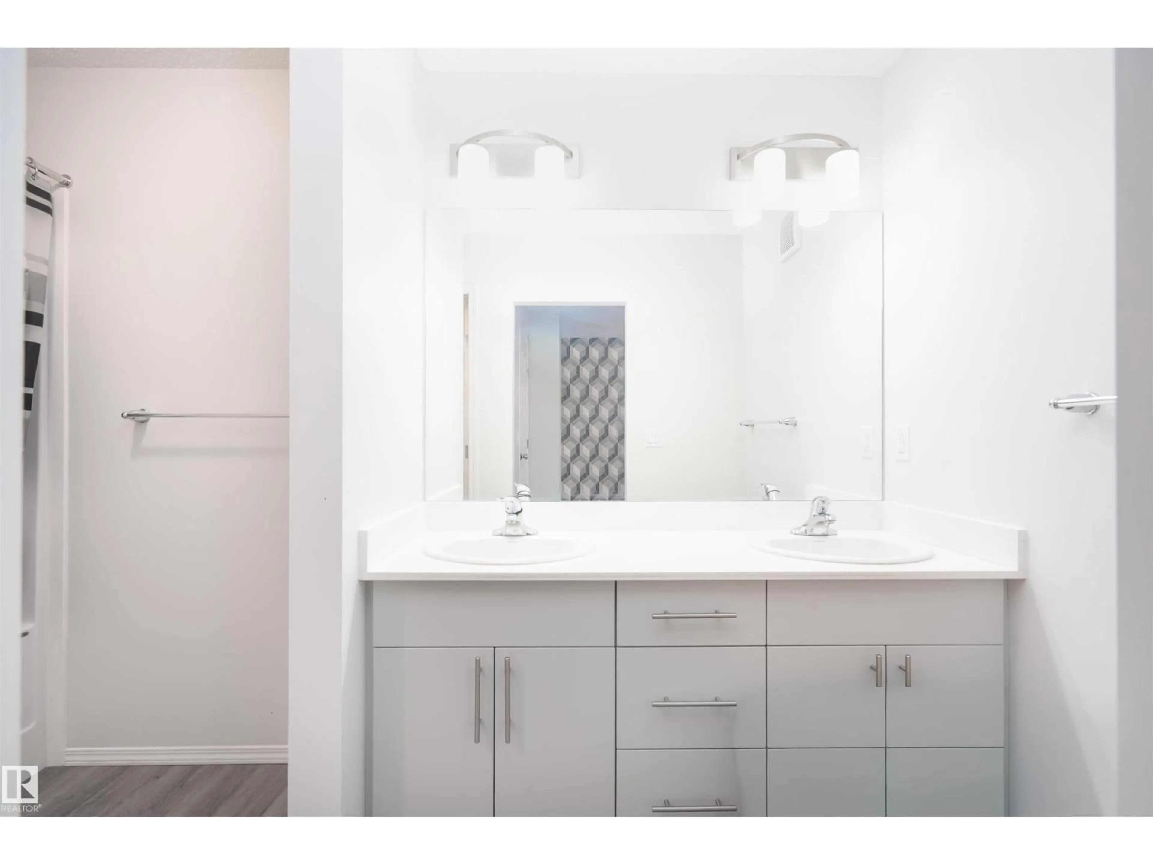 Contemporary bathroom, ceramic/tile floor for 3099 CHECKNITA WY, Edmonton Alberta T6W4E9