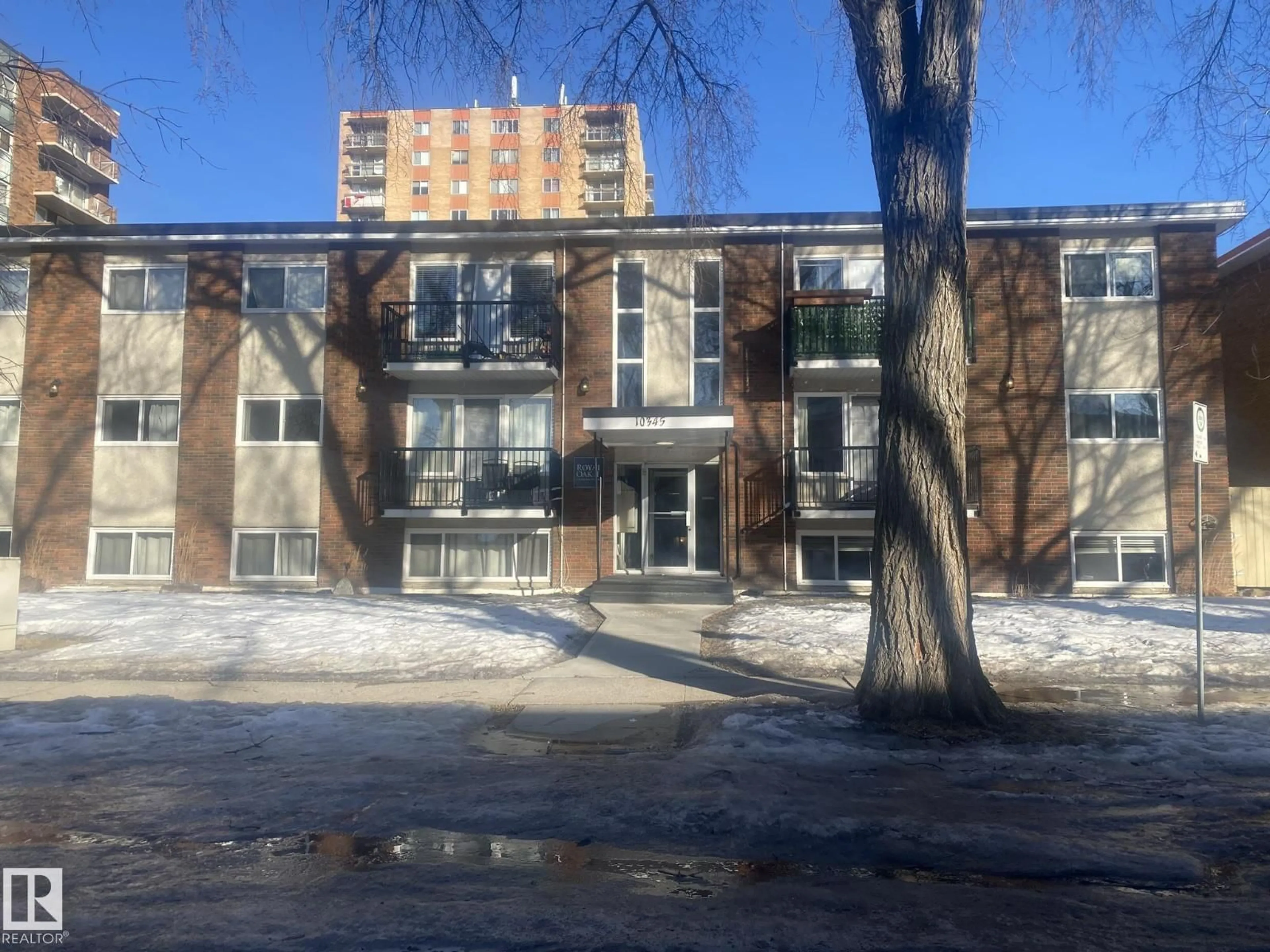 Blurry image for 205 10345 123 ST, Edmonton Alberta T5N1N5