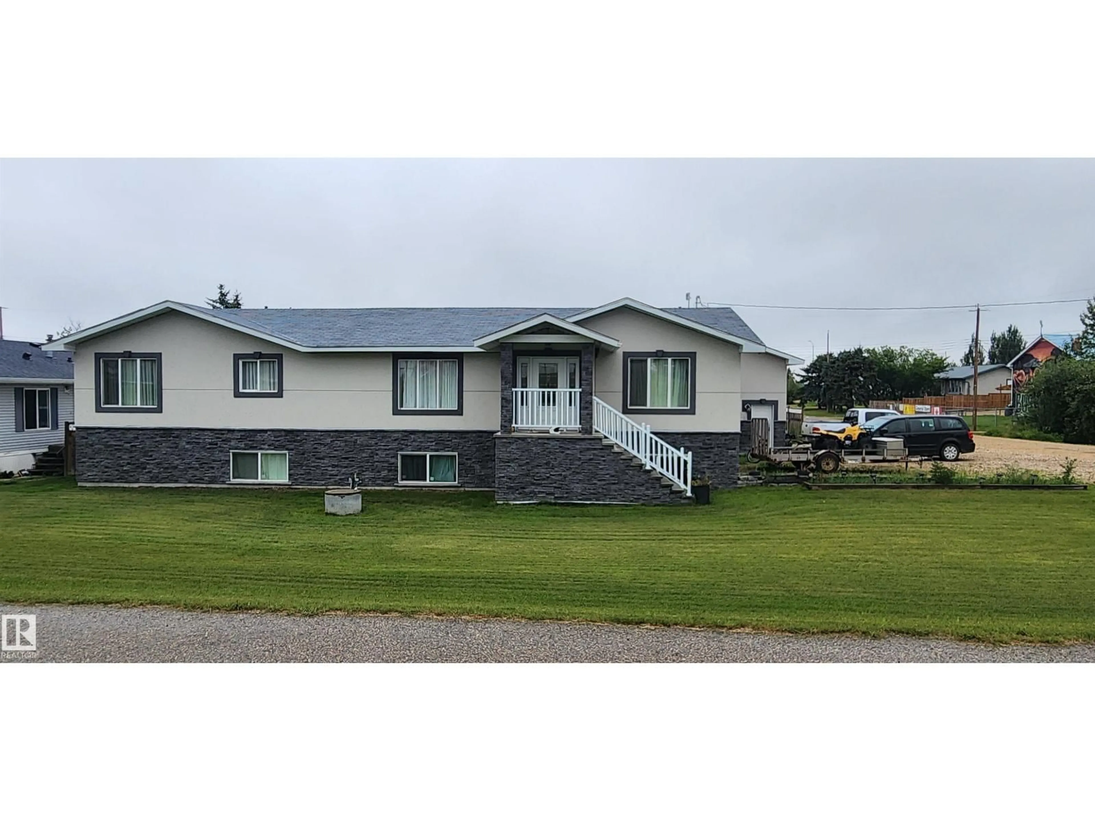 Home with vinyl exterior material, unknown for 5104 49 AV, Busby Alberta T0G0H0