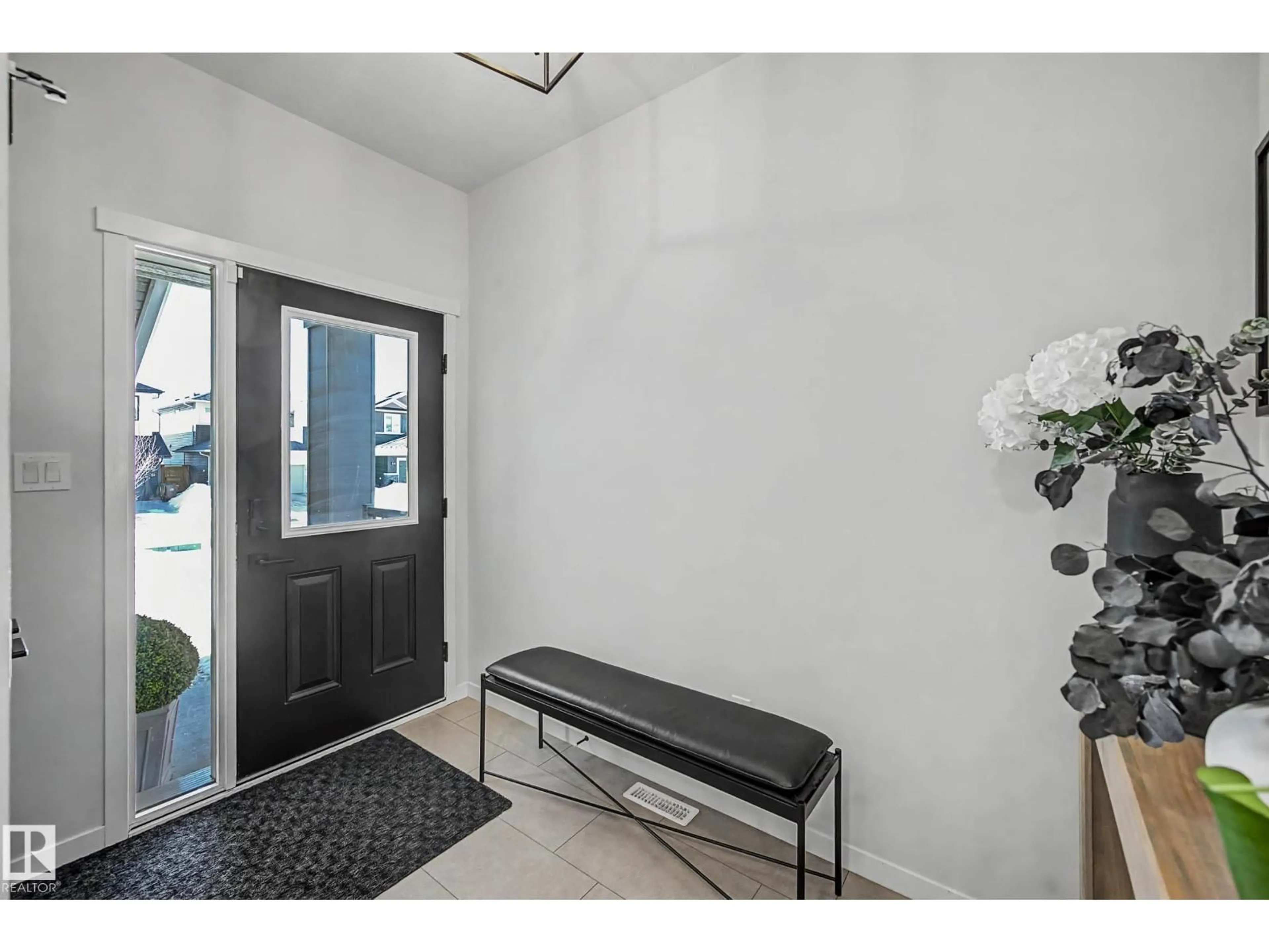 Indoor entryway for 34 RIVERHILL CR, St. Albert Alberta T8N7X4