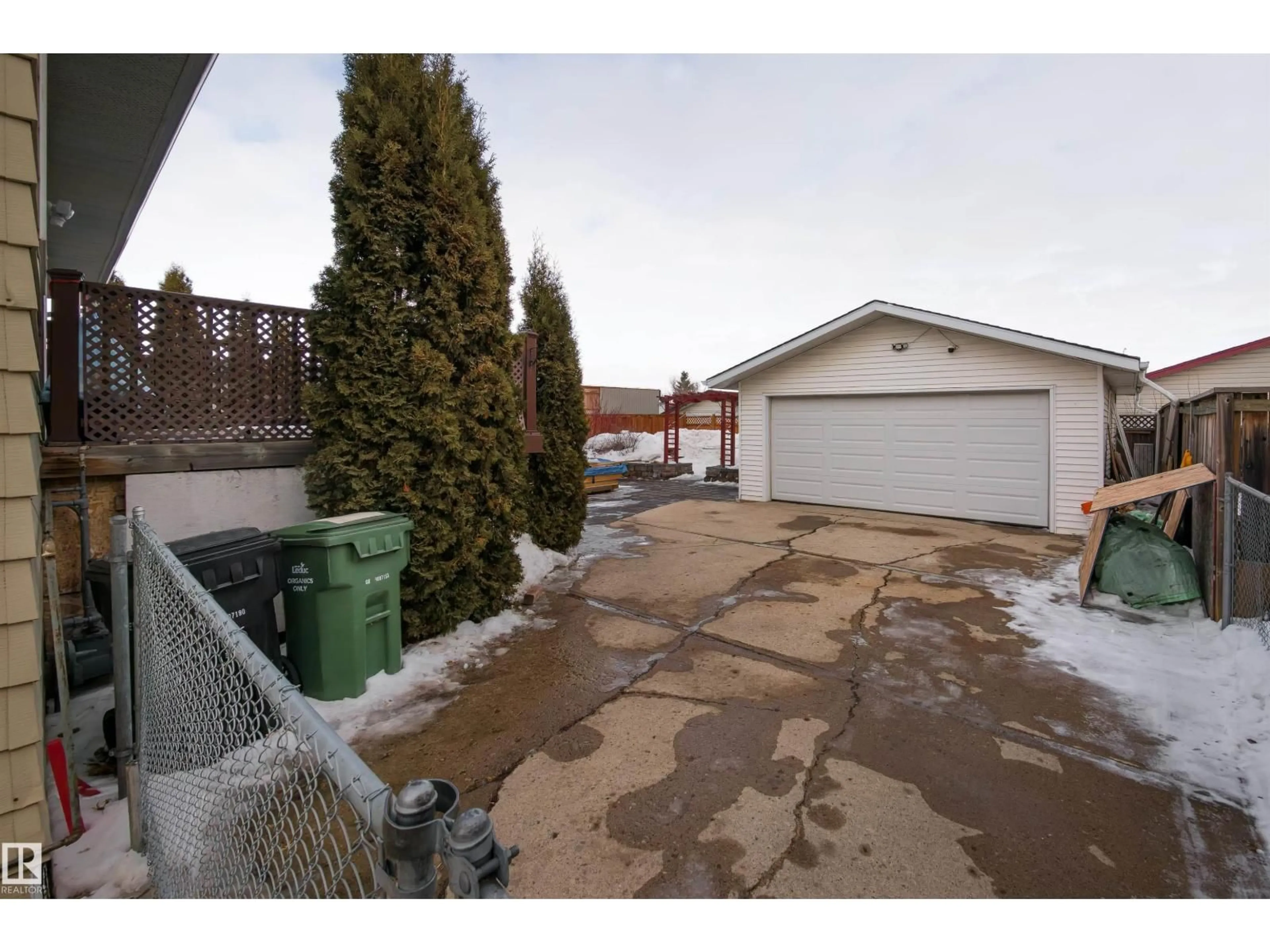 Unknown for 3505 42 ST, Leduc Alberta T9E6A7