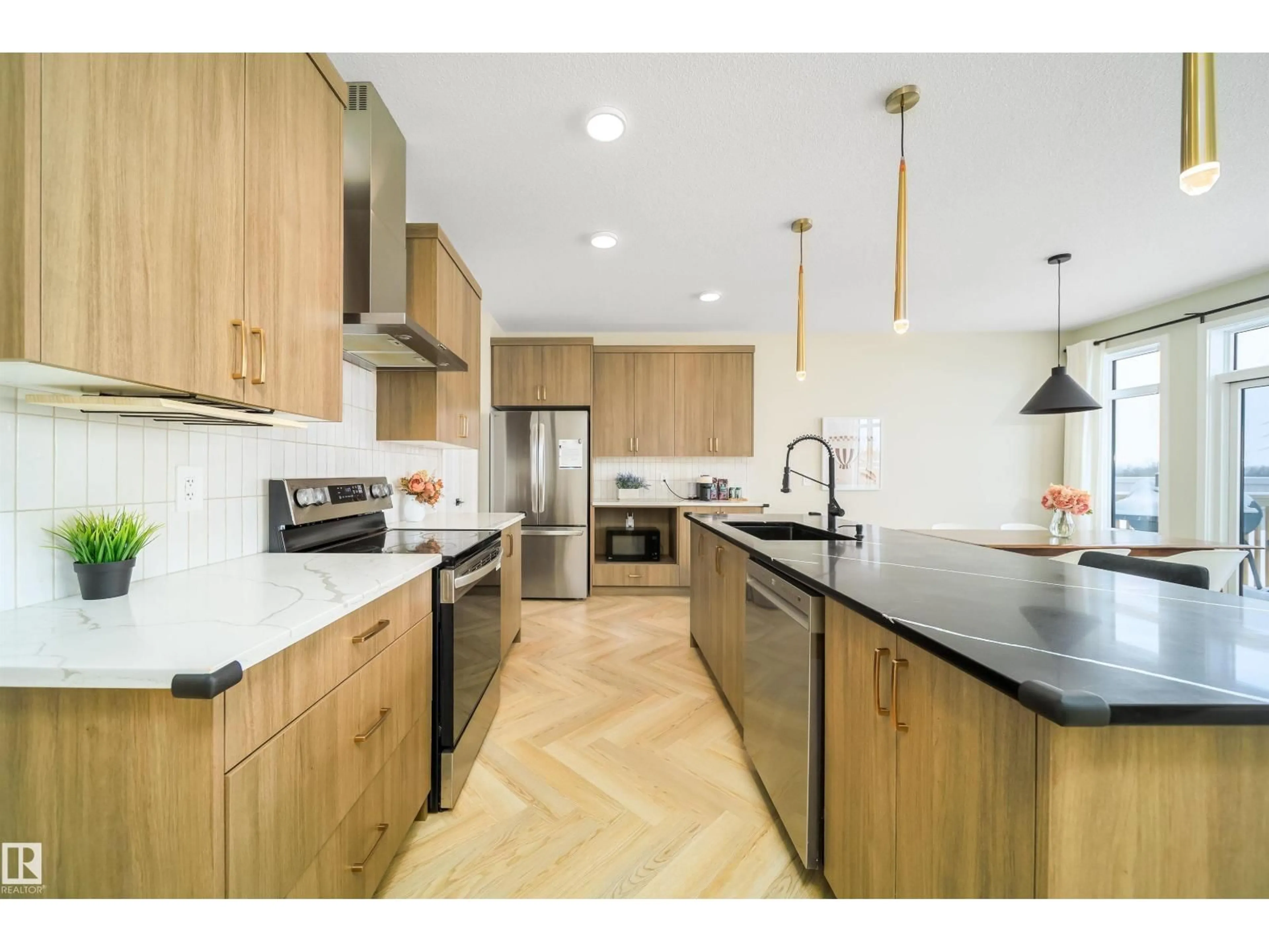 Open concept kitchen, unknown for 15 CHAMBERY CR, St. Albert Alberta T8T2C1