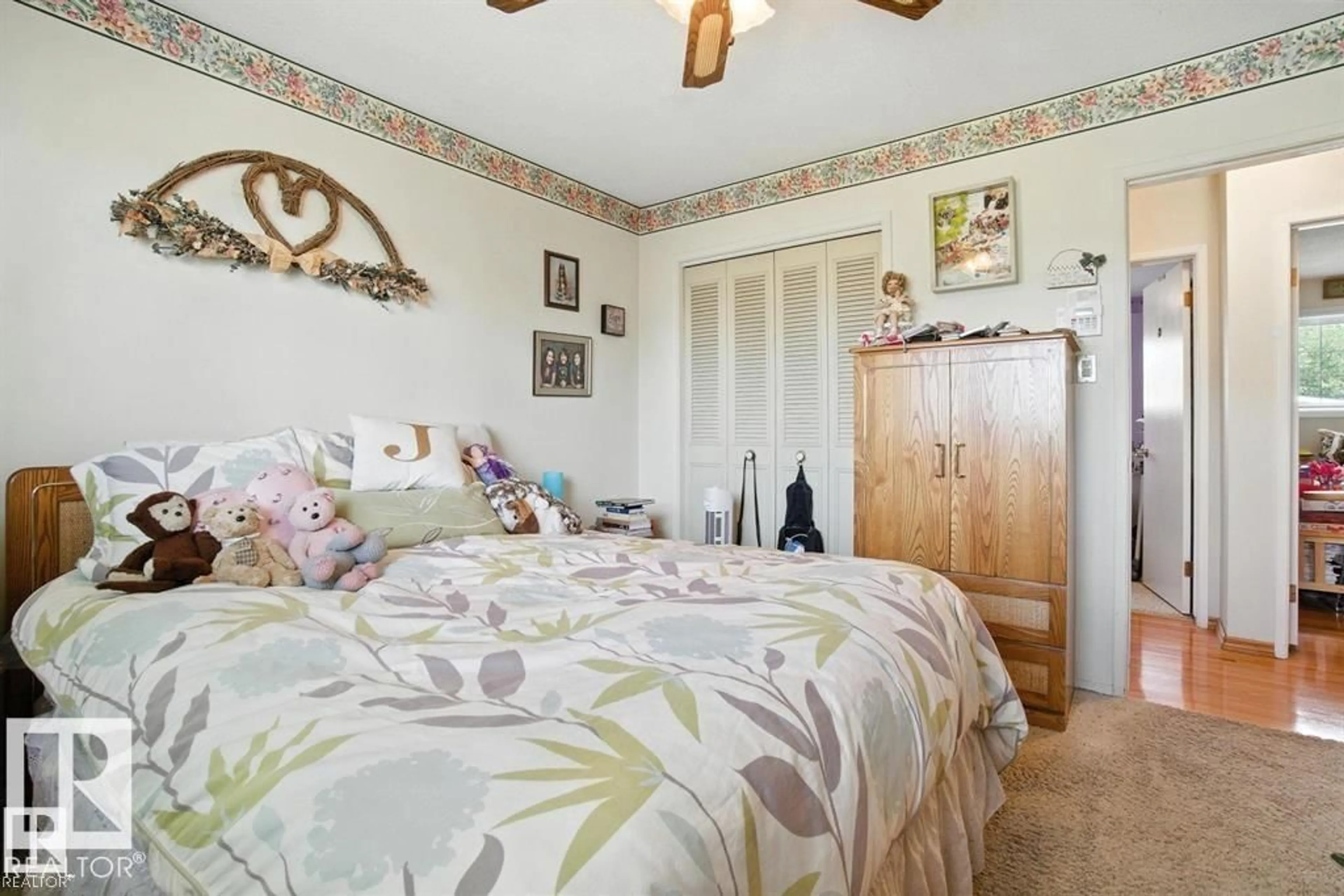 Bedroom with bed, unknown for NW - 14936 81 ST, Edmonton Alberta T5P1P5