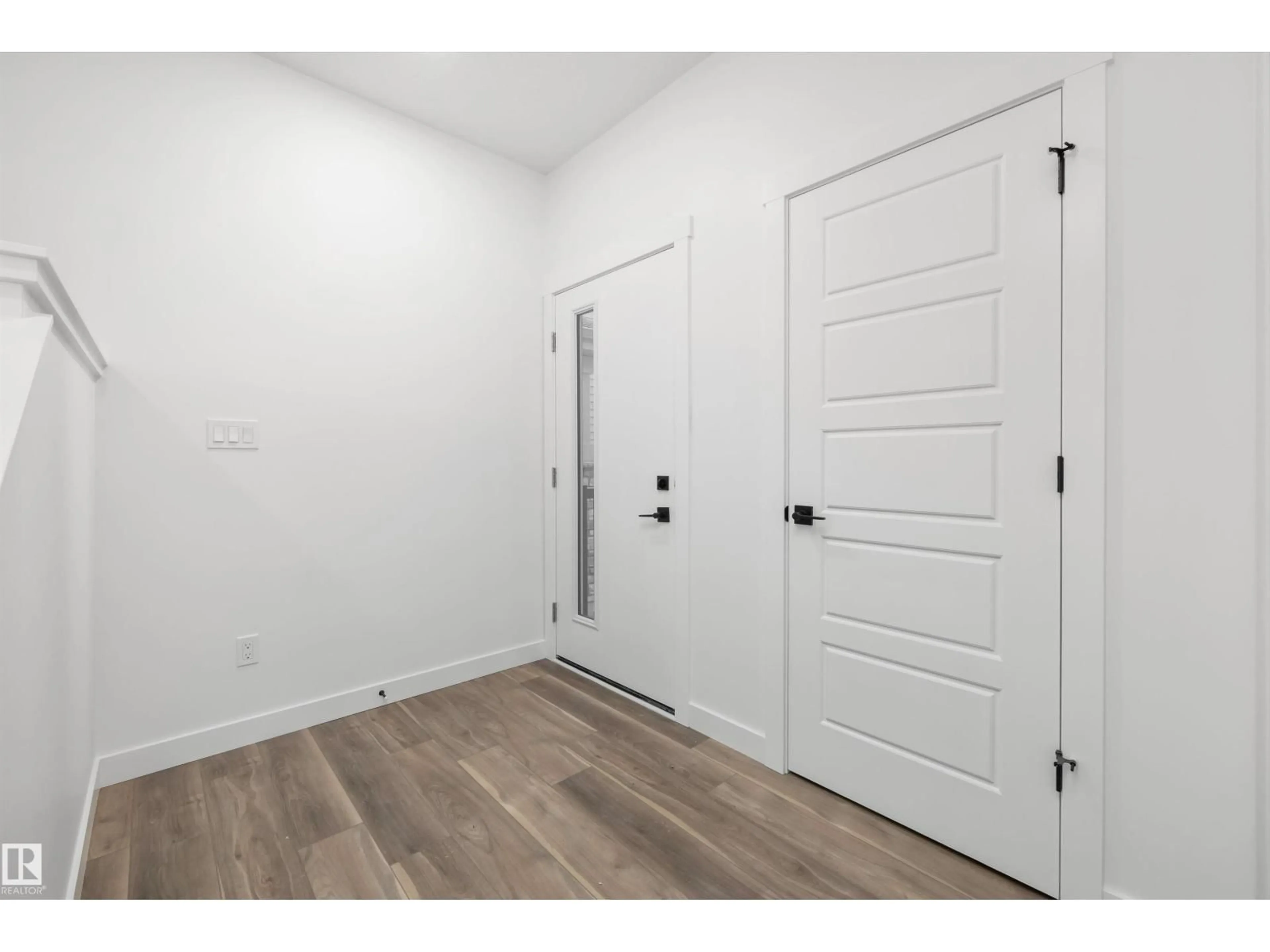 Indoor entryway for 8724 183 AV, Edmonton Alberta T5Z0S8