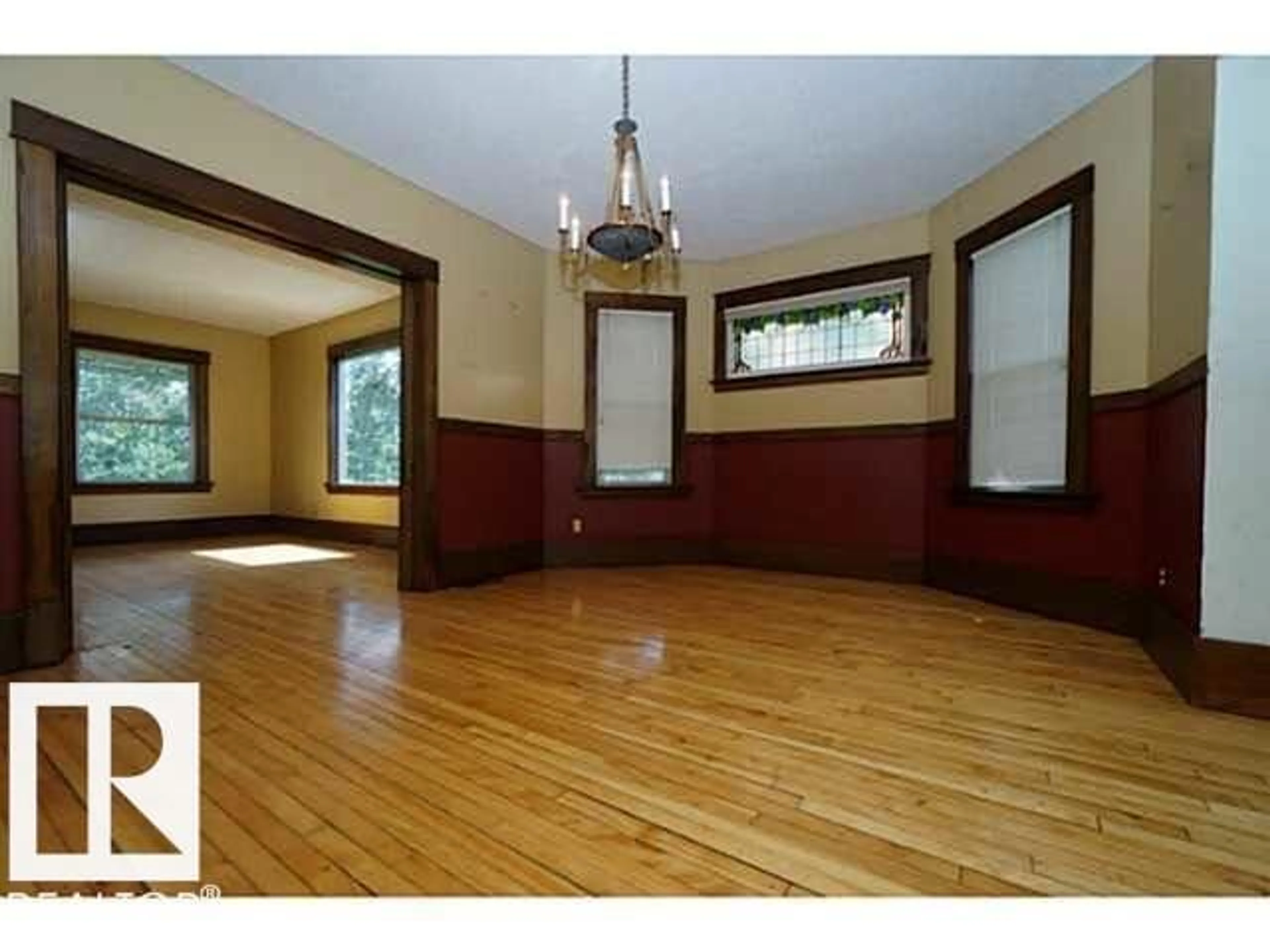 Dining room, wood/laminate floor for 23650 18 ST, Edmonton Alberta T5B2K3