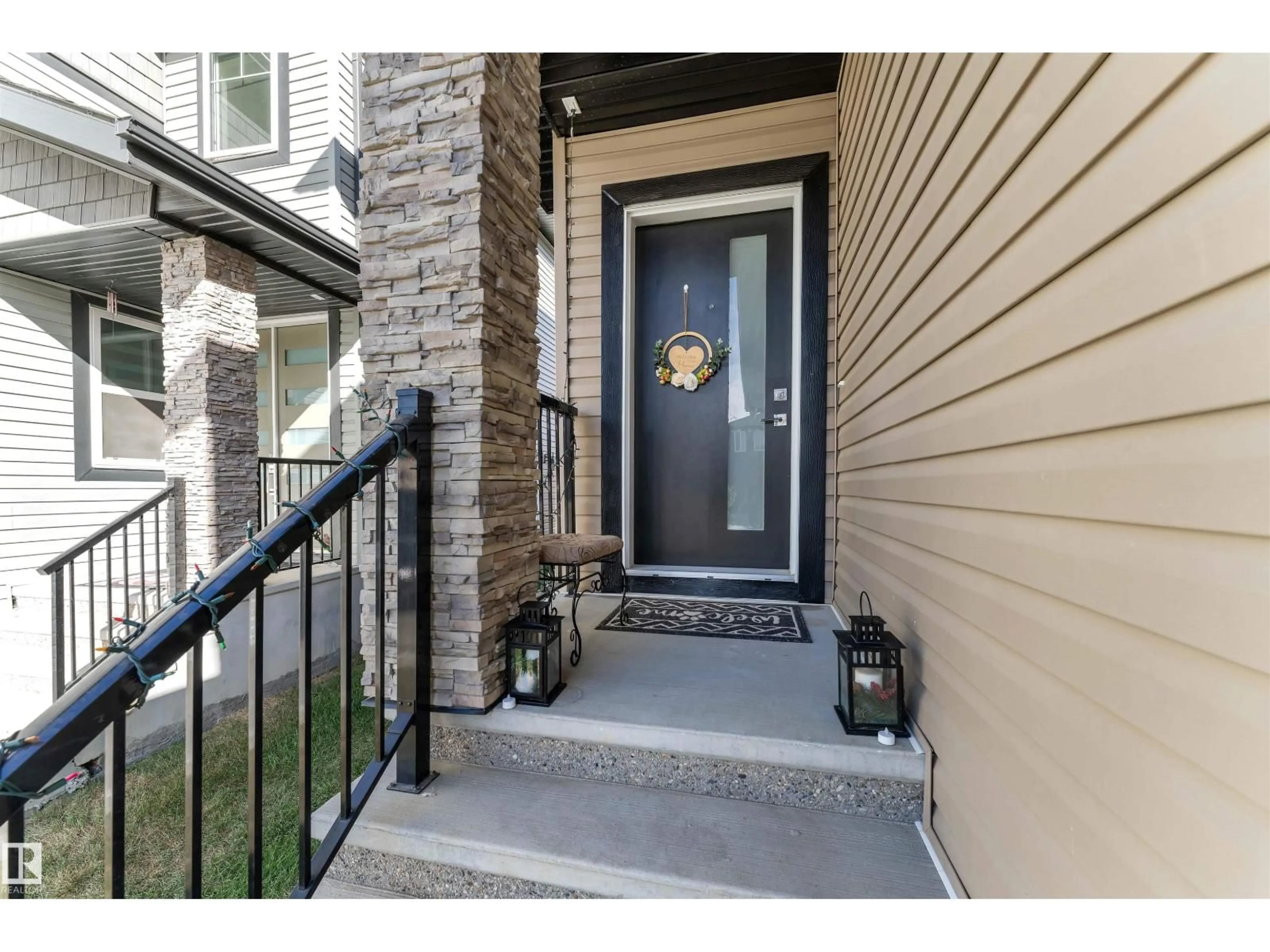 Indoor entryway for 3704 41 AV, Beaumont Alberta T4X3B4