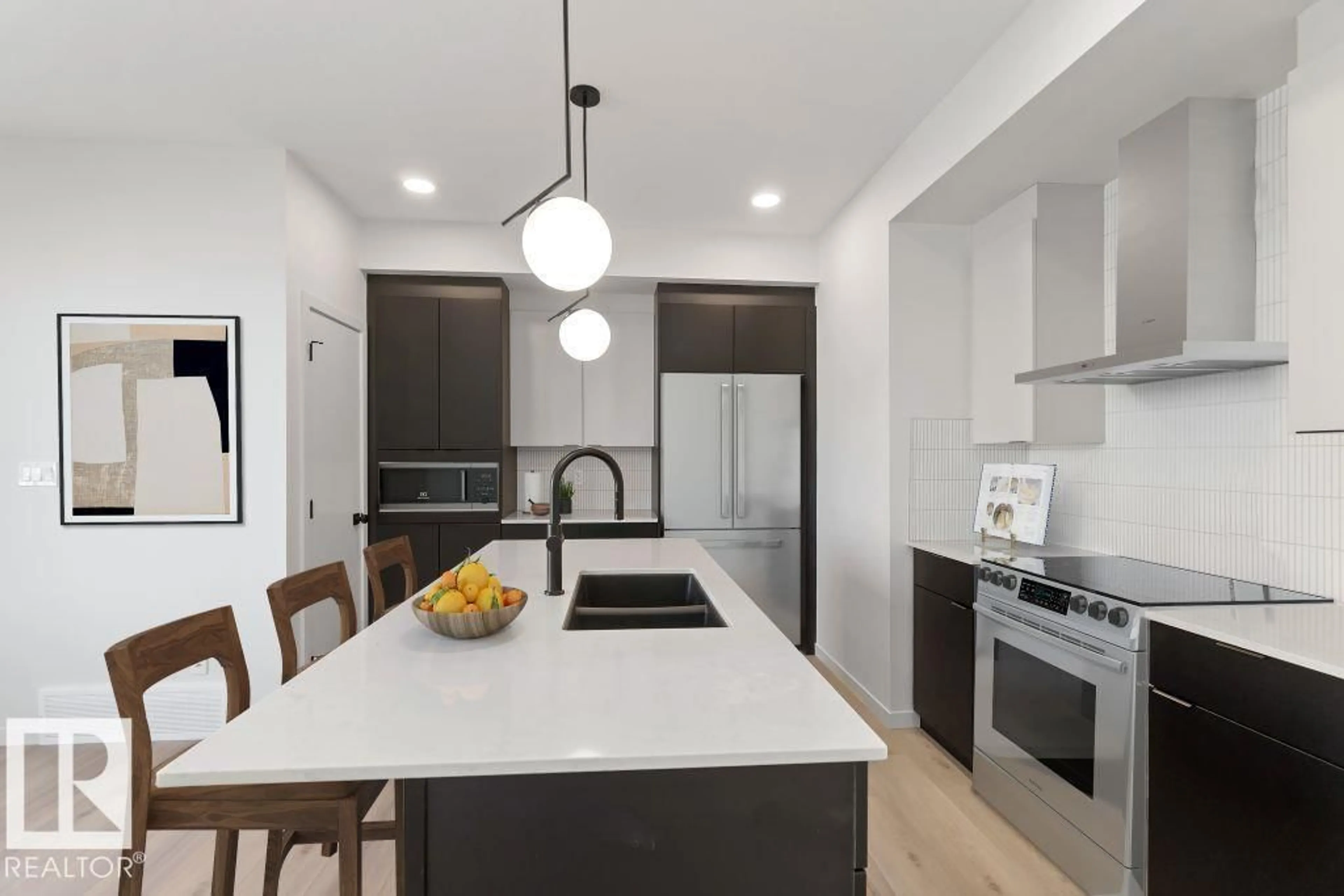 Contemporary kitchen, ceramic/tile floor for 321 RANKIN DR, St. Albert Alberta T8N8C7