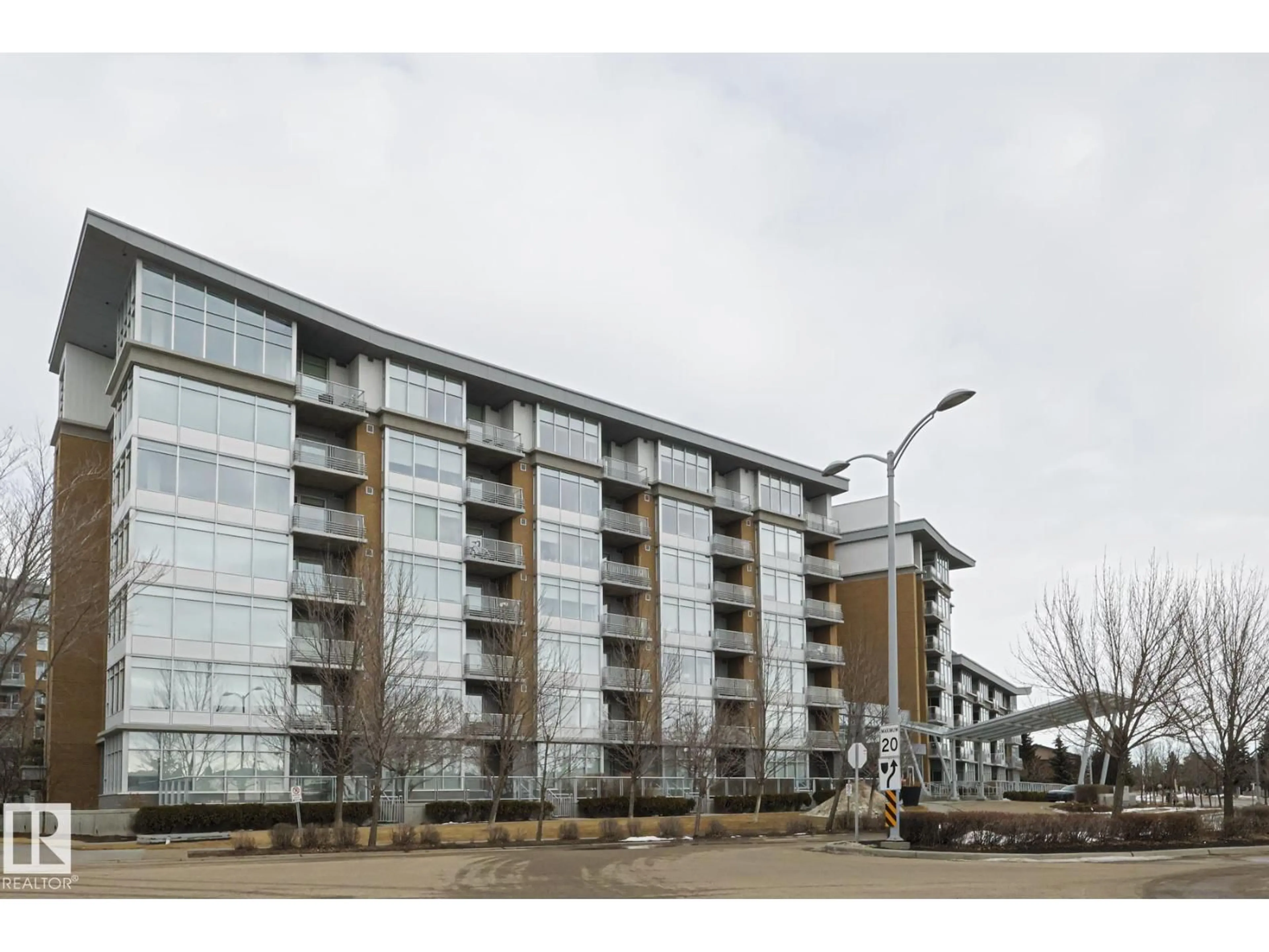 Blurry image for #203 - 2504 109 ST, Edmonton Alberta T6J2H3