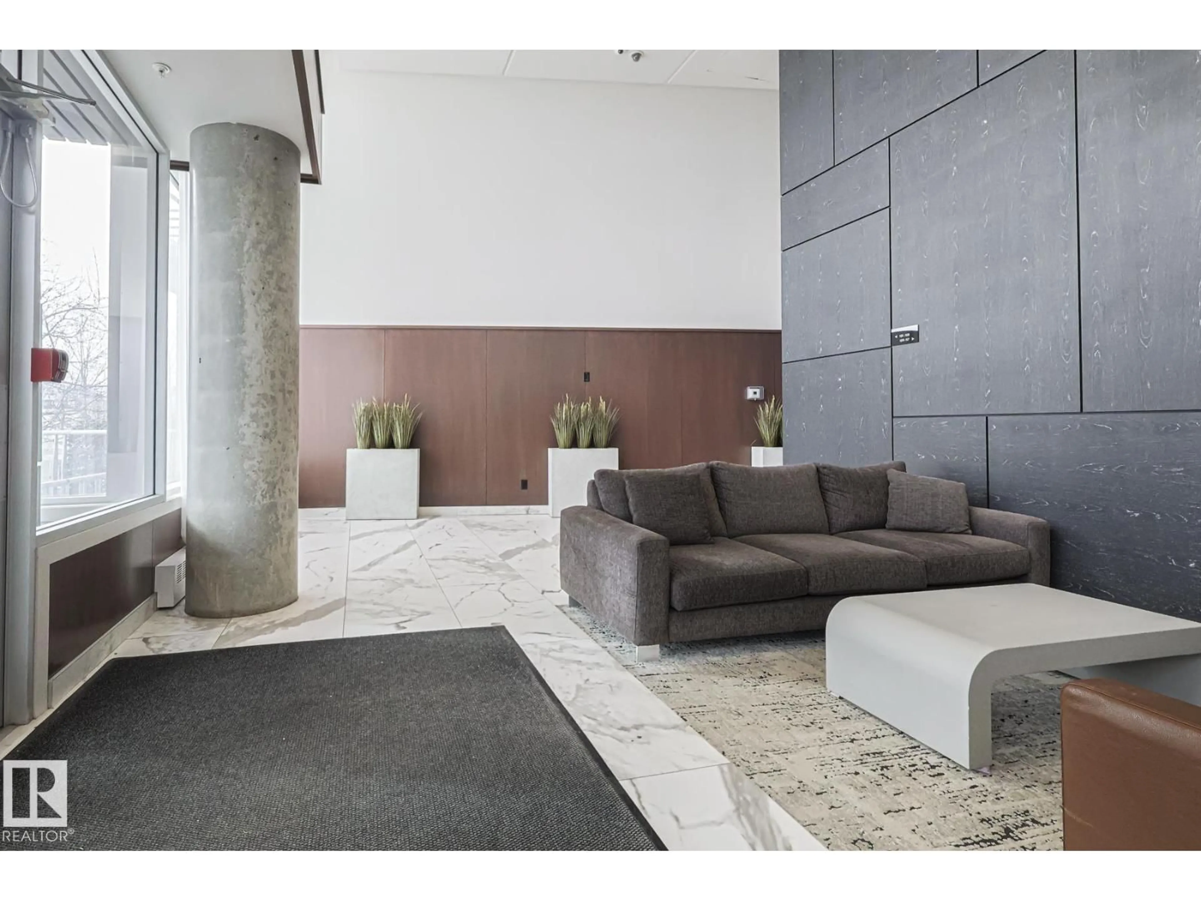 Lobby for #203 - 2504 109 ST, Edmonton Alberta T6J2H3
