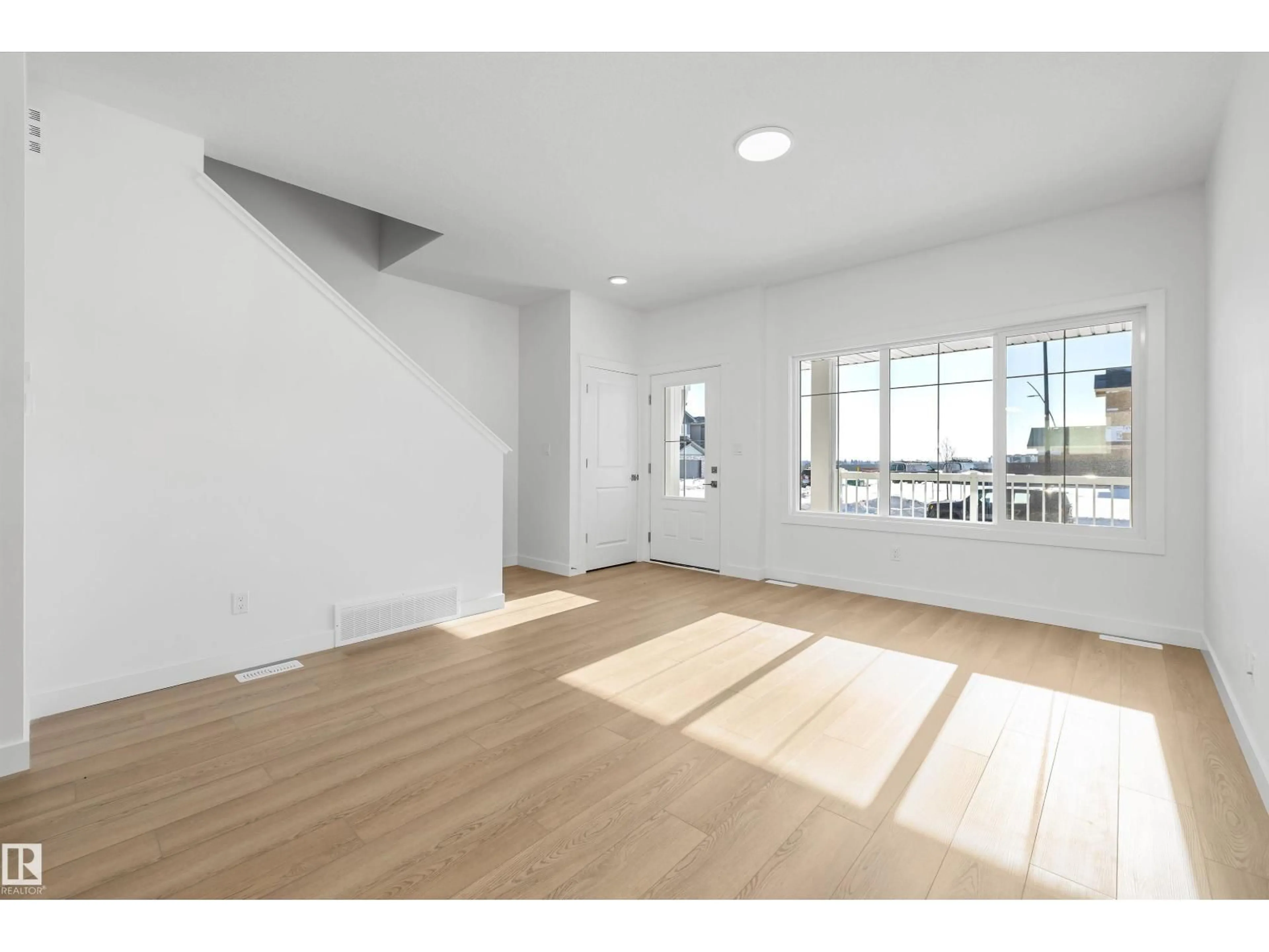 Unknown for 18808 28 AV, Edmonton Alberta T6M3J1