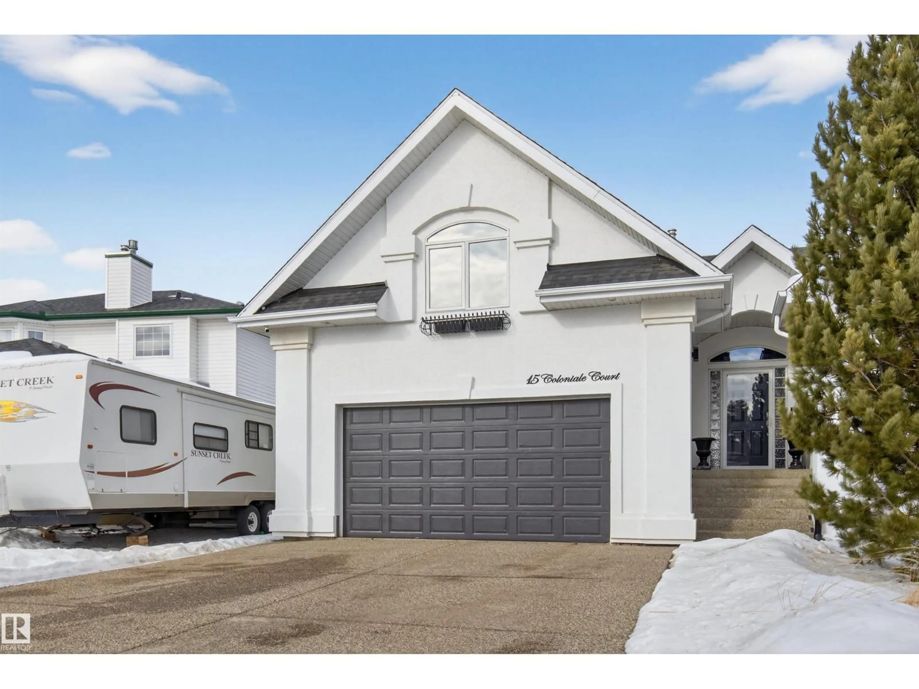 Indoor garage for 15 COLONIALE, Beaumont Alberta T4X1M3