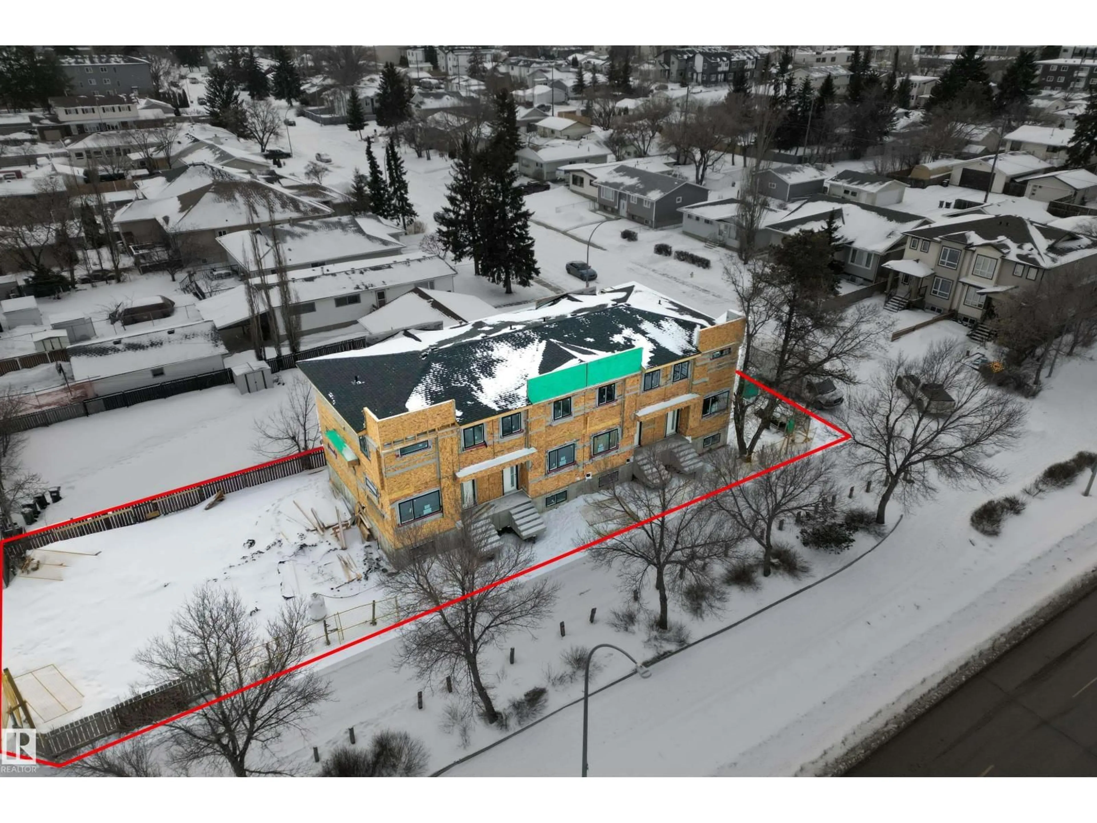 A pic from outside/outdoor area/front of a property/back of a property/a pic from drone, building for NW - 9945 154 ST, Edmonton Alberta T5P2G8