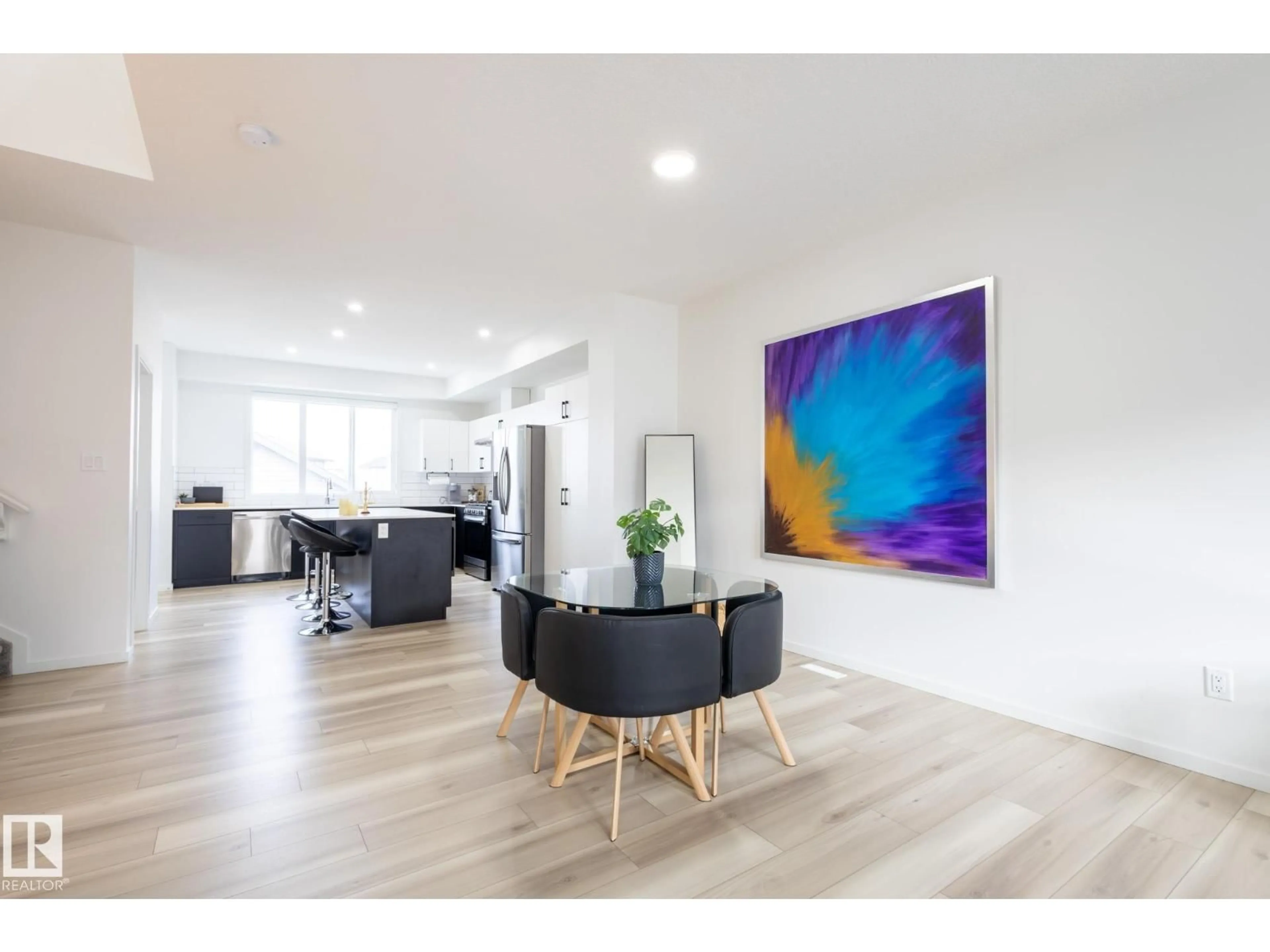 Unknown for SW - 5016 KINNEY LI, Edmonton Alberta T6W5G4