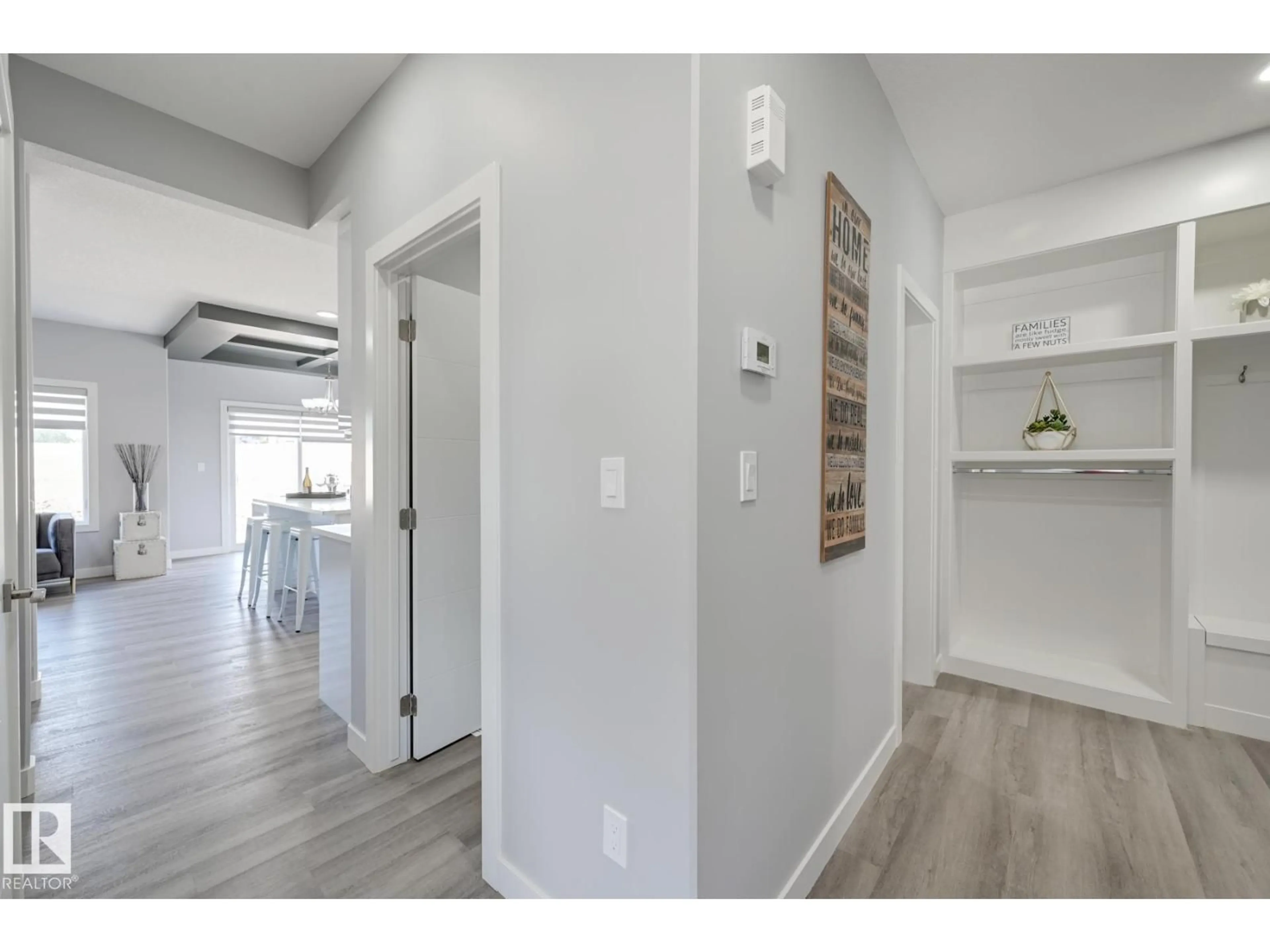 Indoor entryway for NW NW - 1132 GOLDFINCH CR, Edmonton Alberta T5S0R1