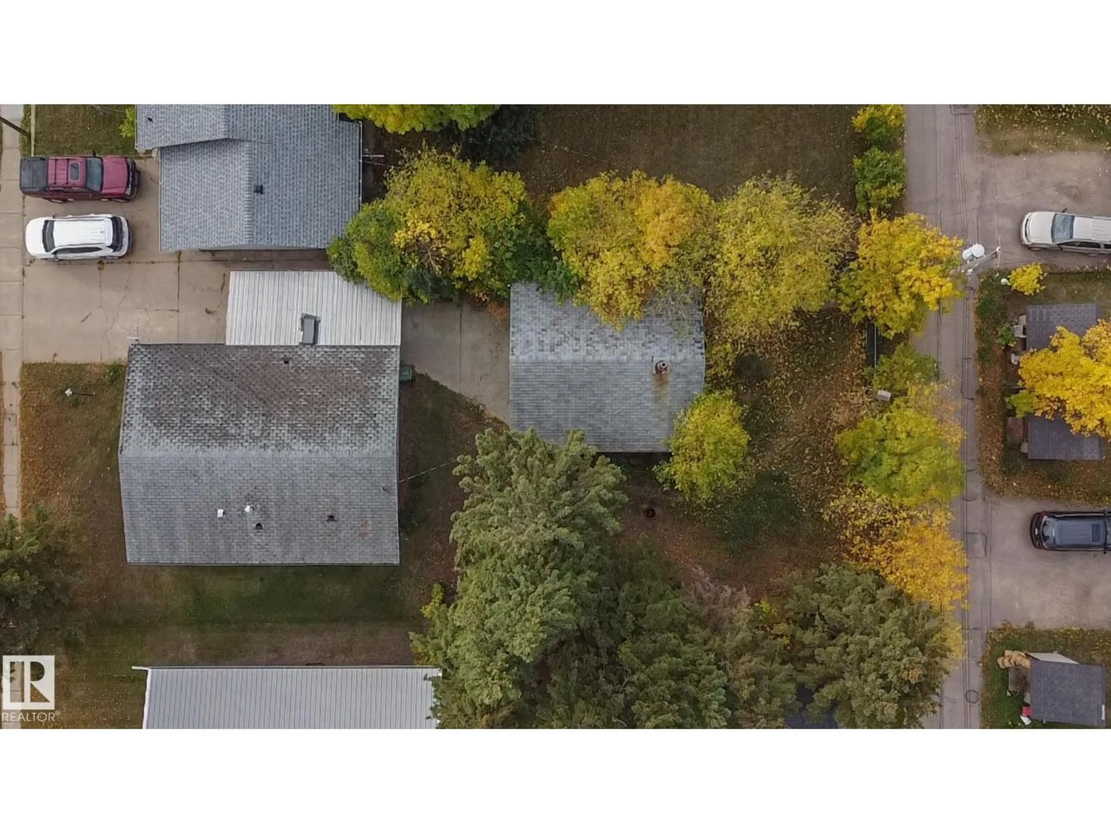 A pic from outside/outdoor area/front of a property/back of a property/a pic from drone, unknown for 4814 53 ST, Bonnyville Town Alberta T9N1X8
