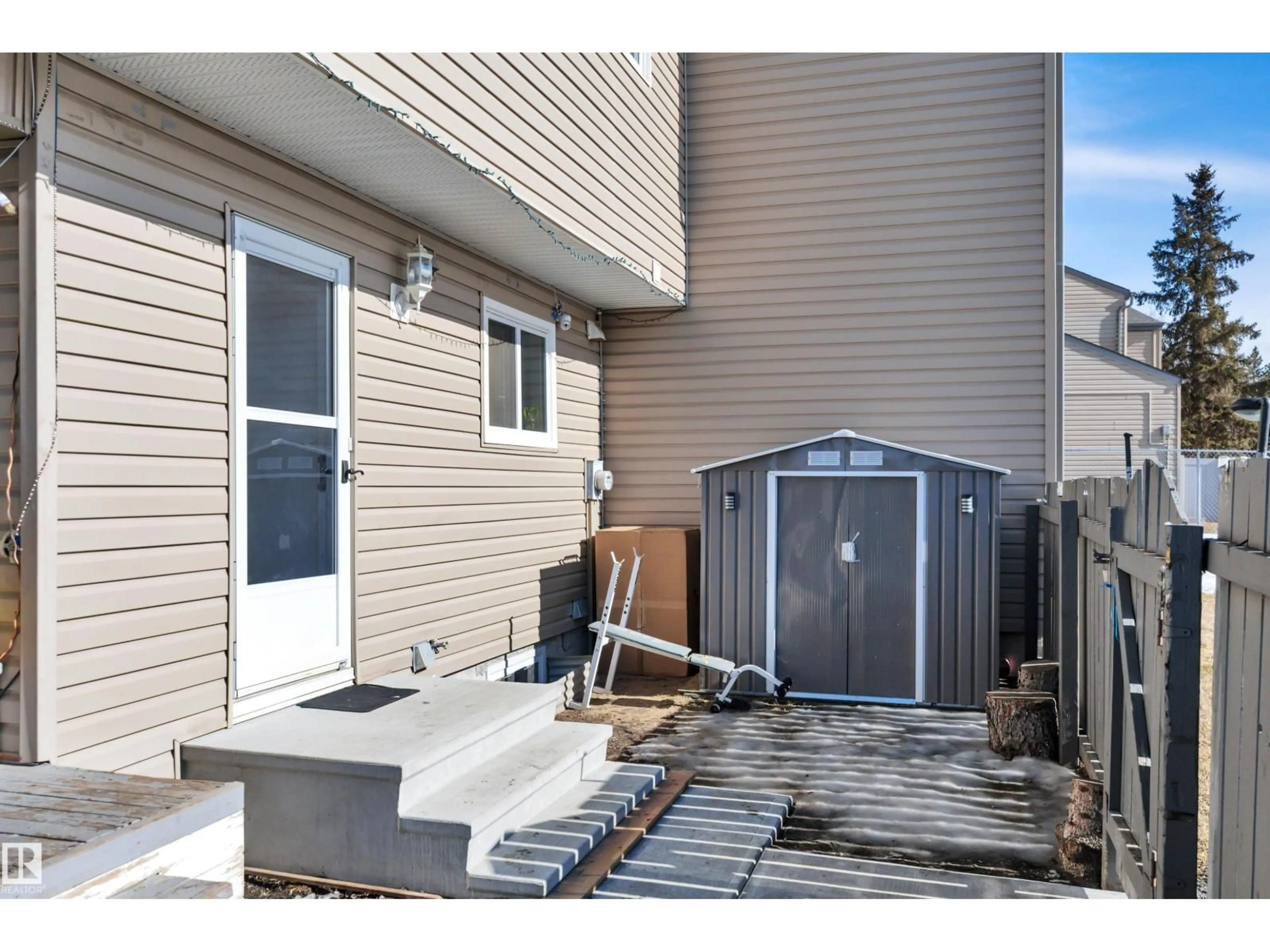 Patio, street for 1714 LAKEWOOD RD, Edmonton Alberta T6K3H5