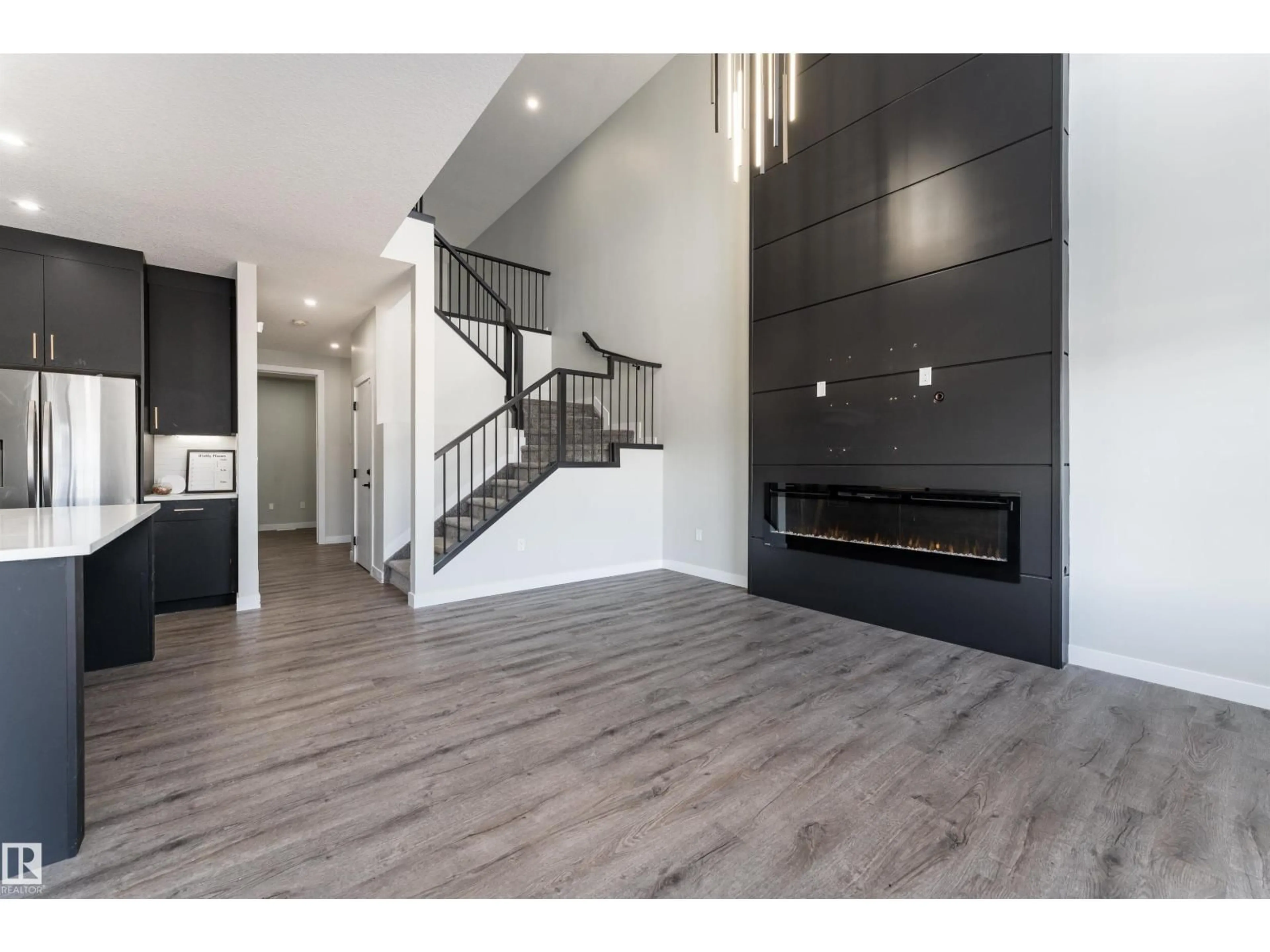 Unknown for 5211 KIMBALL CR, Edmonton Alberta T6W4Z2