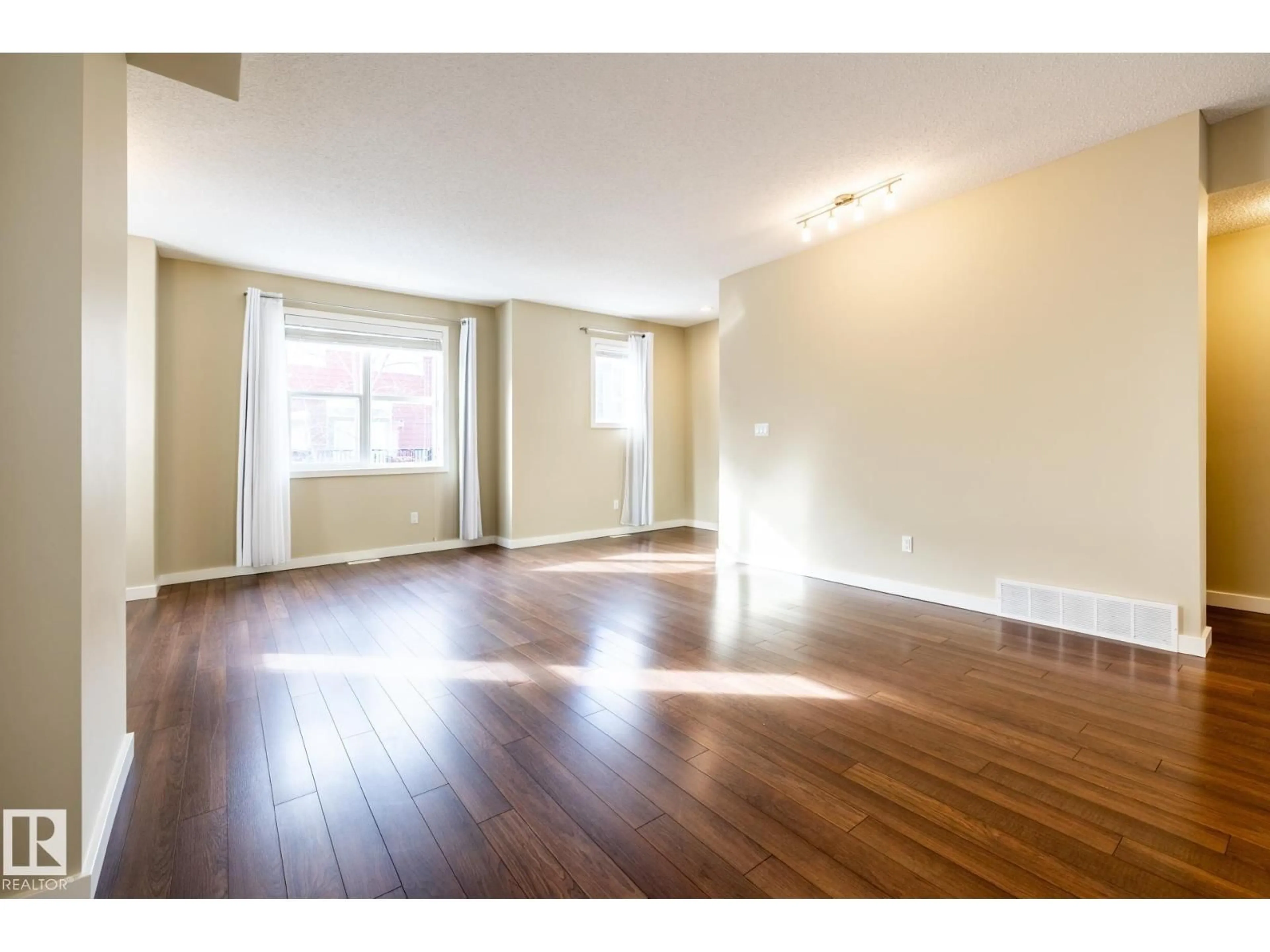 A pic of a room for 655 - 21 WATT BV, Edmonton Alberta T6X0Y2