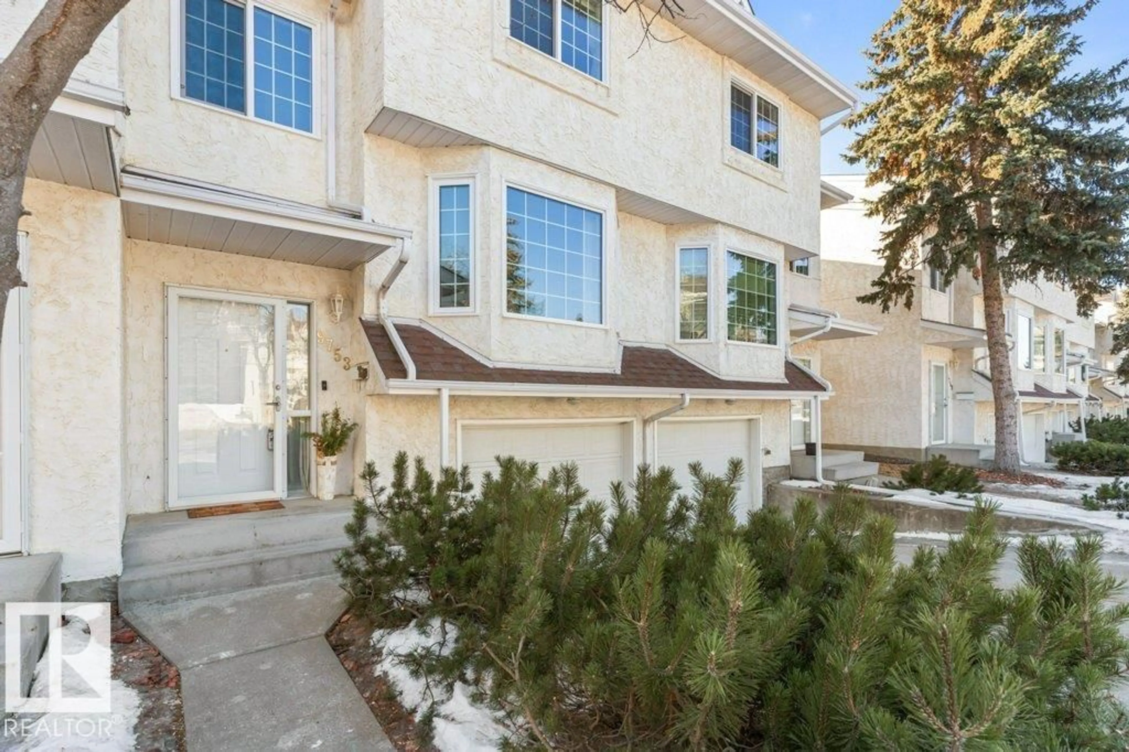 Patio, street for NW - 9753 176 ST, Edmonton Alberta T5T6B3