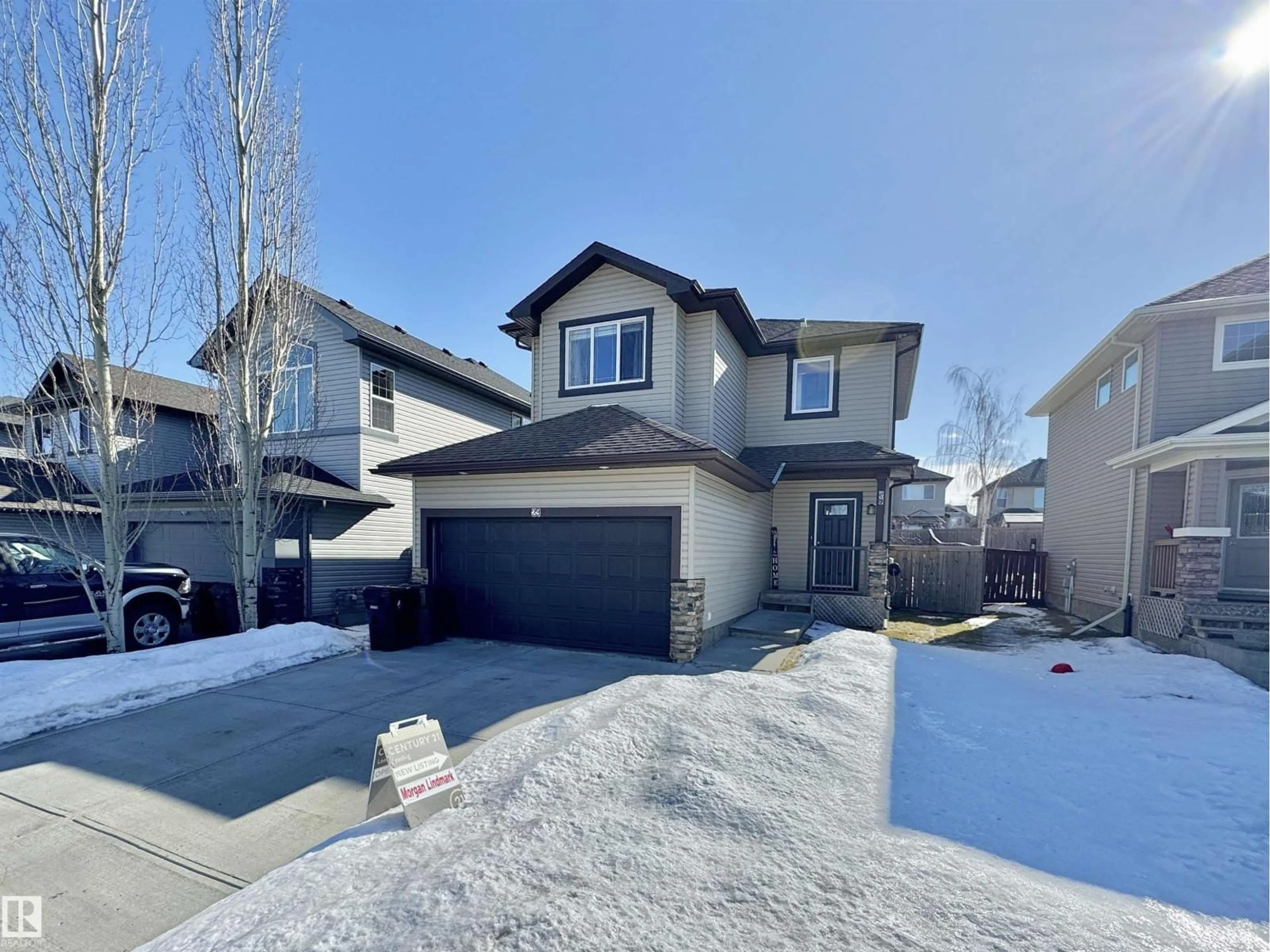 A pic from outside/outdoor area/front of a property/back of a property/a pic from drone, street for 29 HERON CR, Spruce Grove Alberta T7X0G1