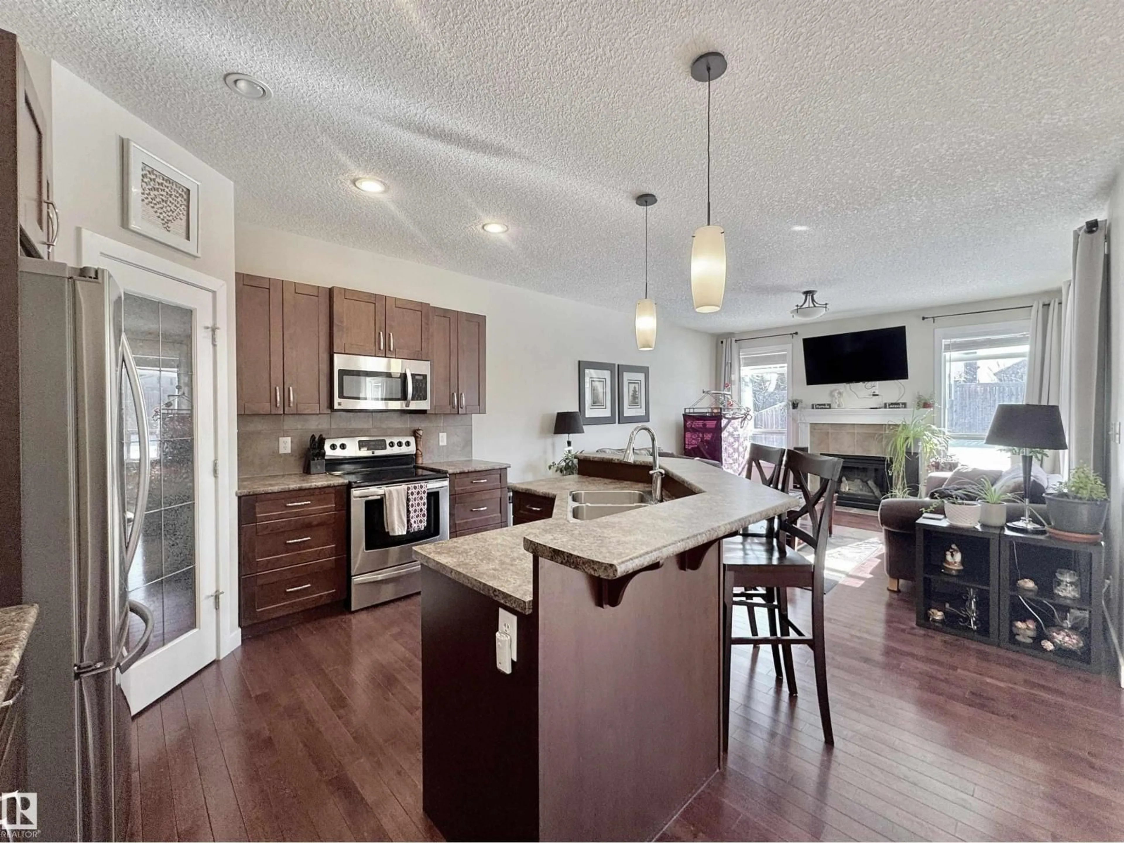 Open concept kitchen, unknown for 29 HERON CR, Spruce Grove Alberta T7X0G1
