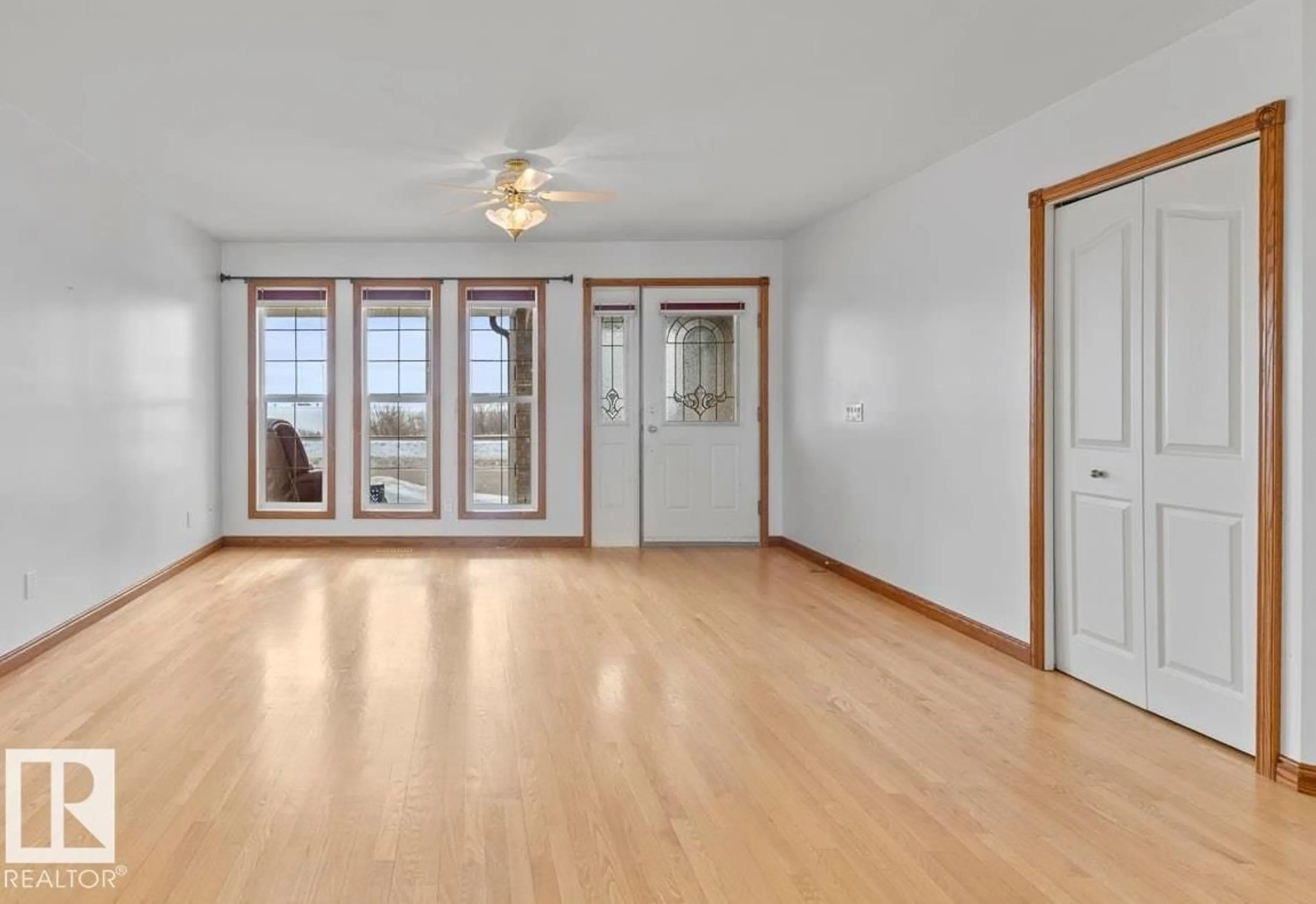 A pic of a room for 3905 LAKESHORE DR, Bonnyville Town Alberta T9N1V7