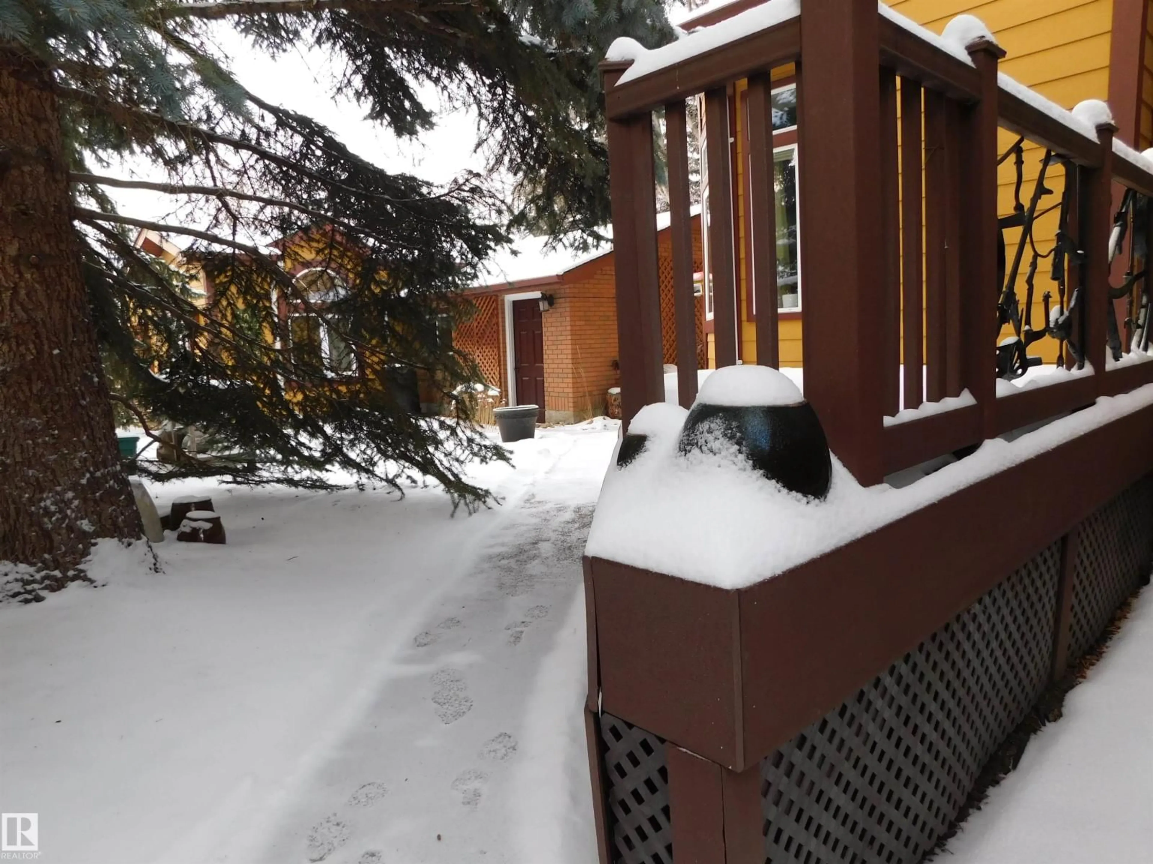 Patio, street for 5704 144 ST, Edmonton Alberta T6H4H4